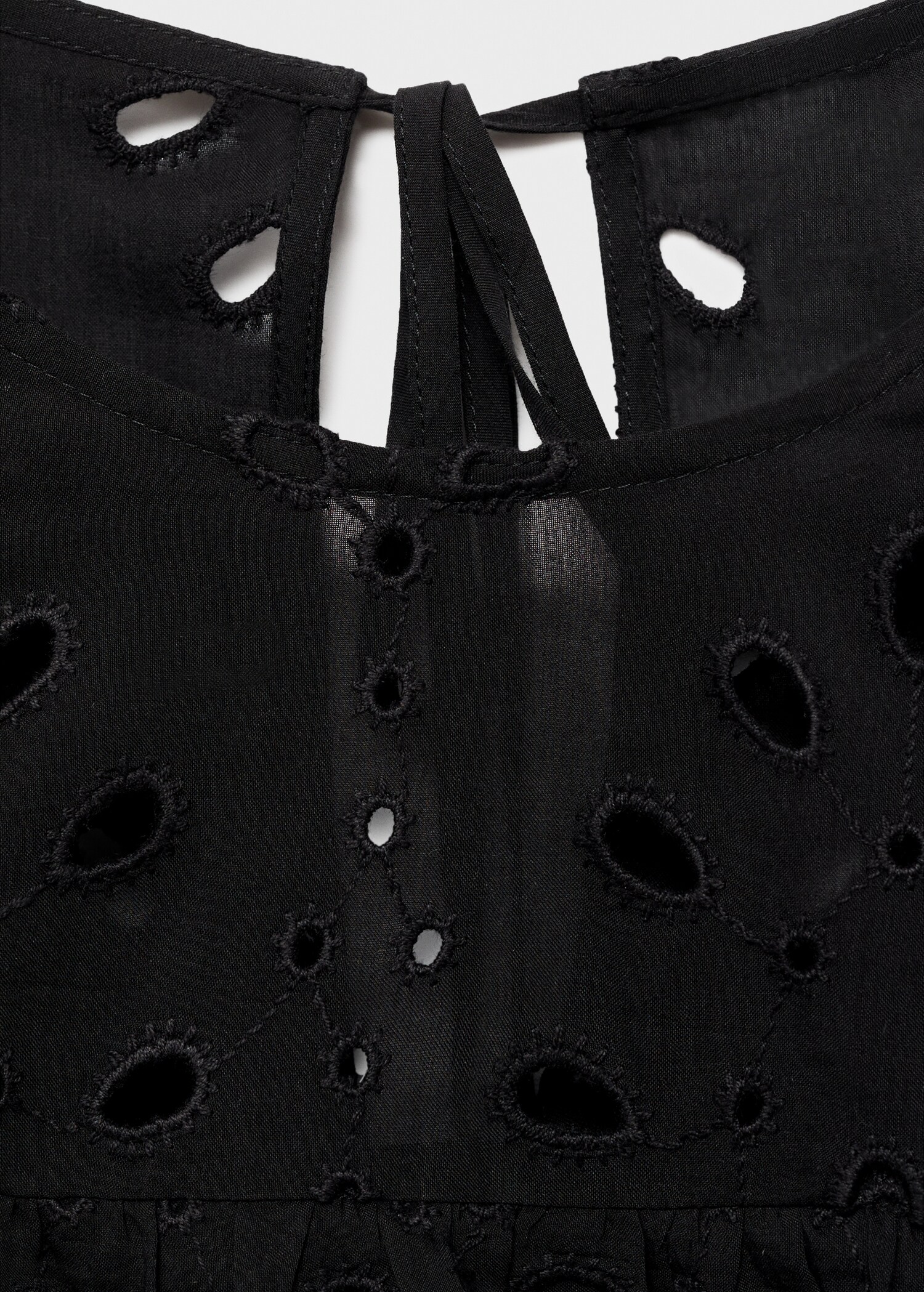 Blouse with embroidered eyelet frills - Details of the article 8