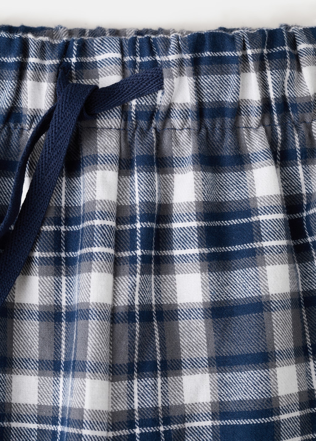 Set of long check pyjamas