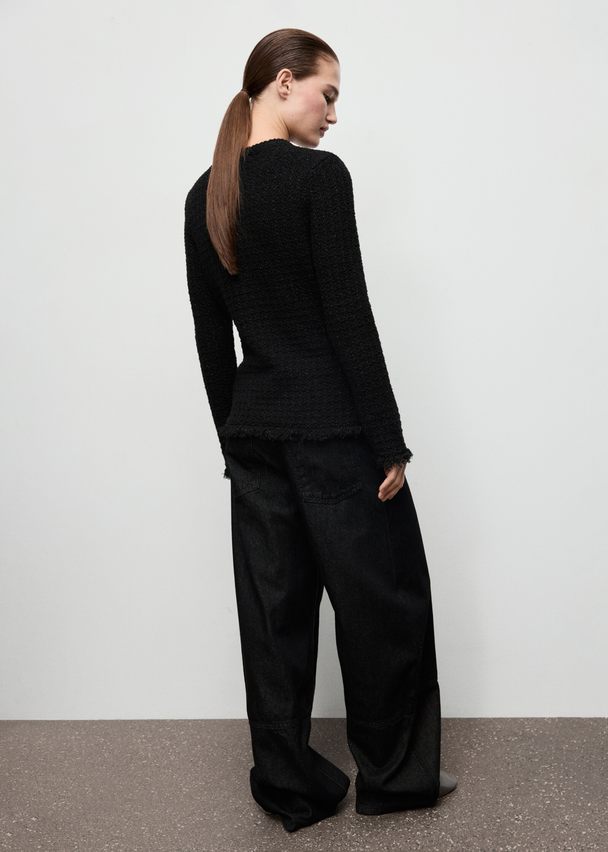 Tweed-Cardigan mit ausgefransten Abschlüssen - Rückseite des Artikels, Schwarz. Ref: 17035826-00.