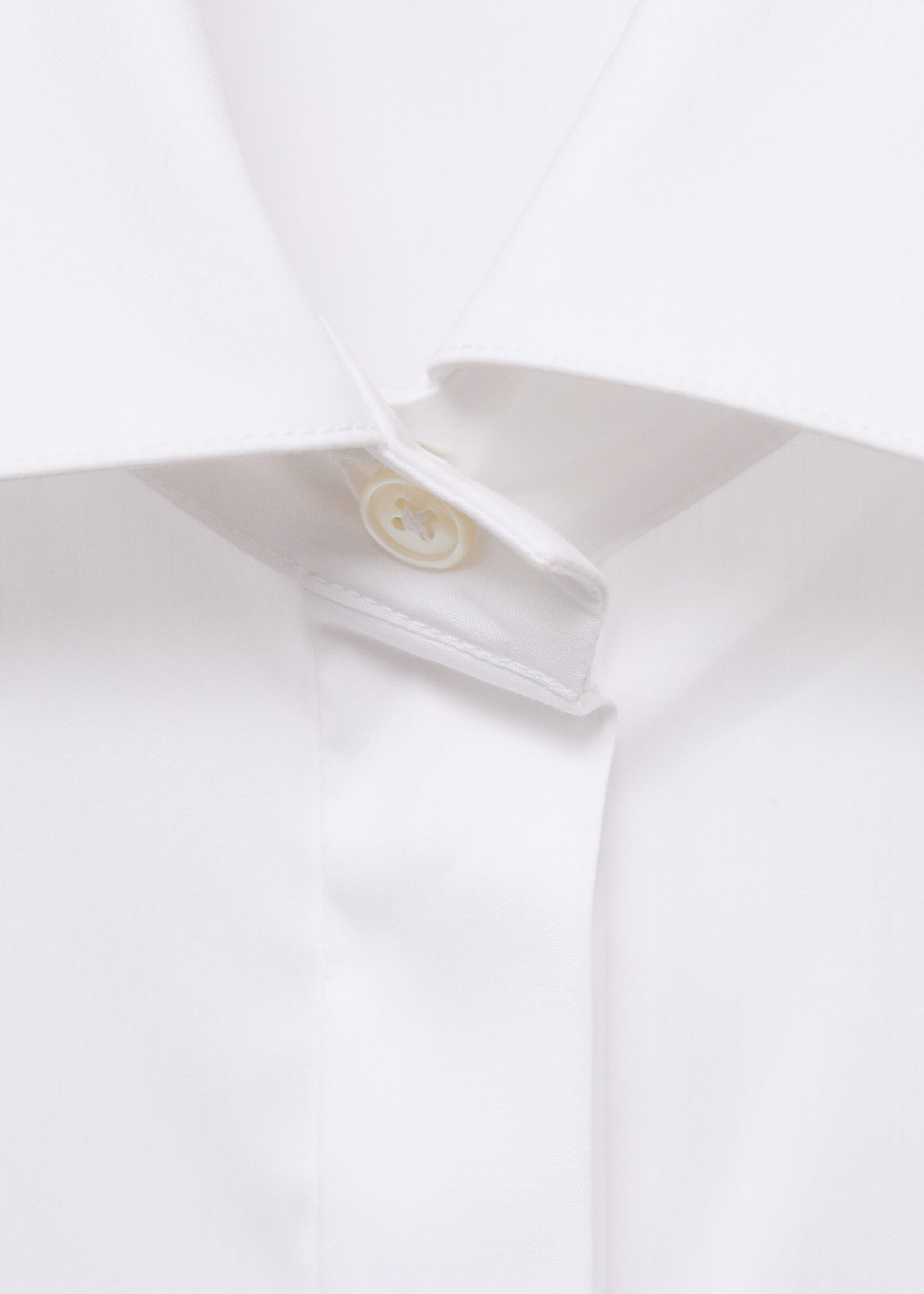 Slim-fit poplin shirt - Details of the article 8, White. Ref: 17035827-00.