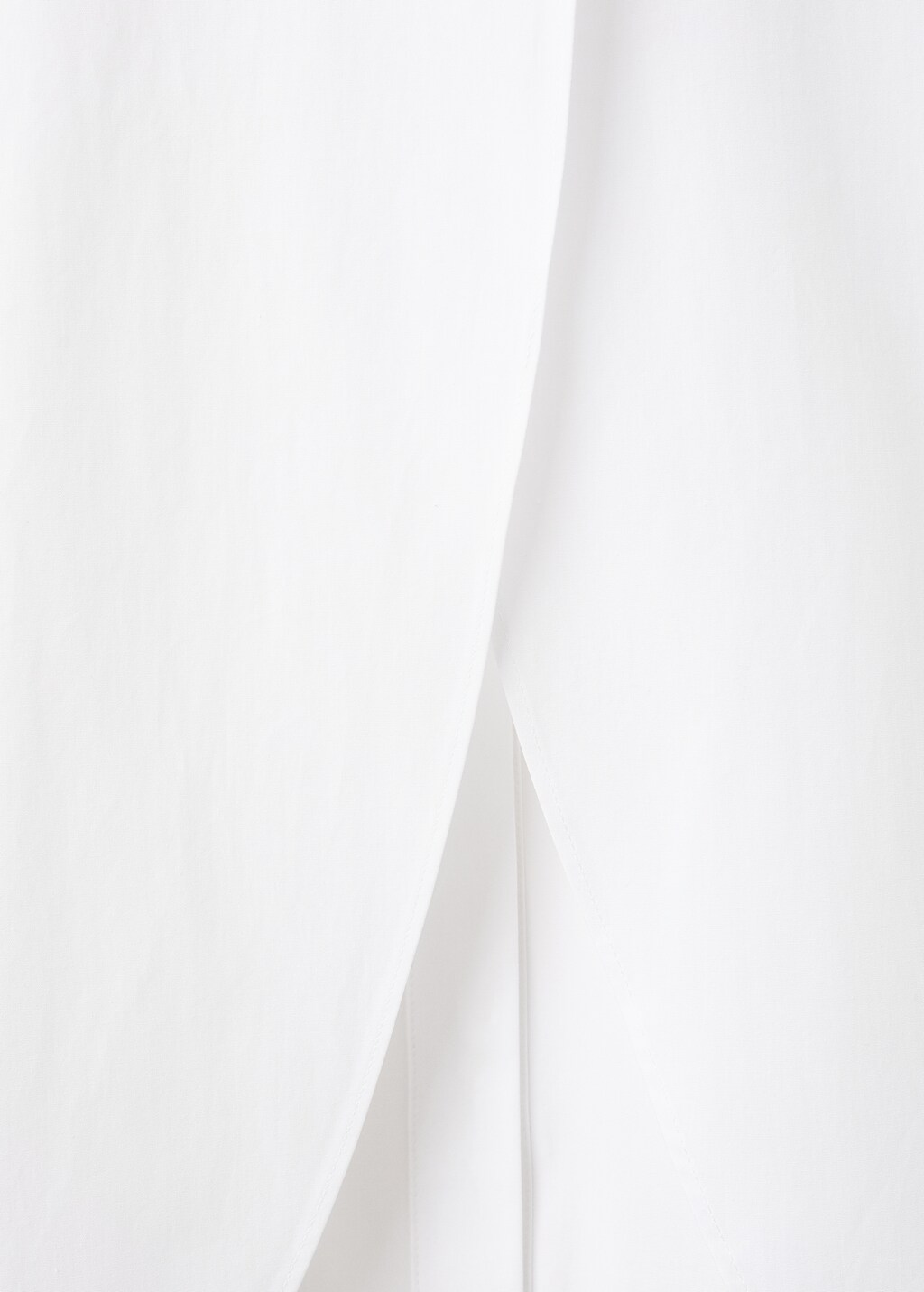 Oversized shirt with crossed back