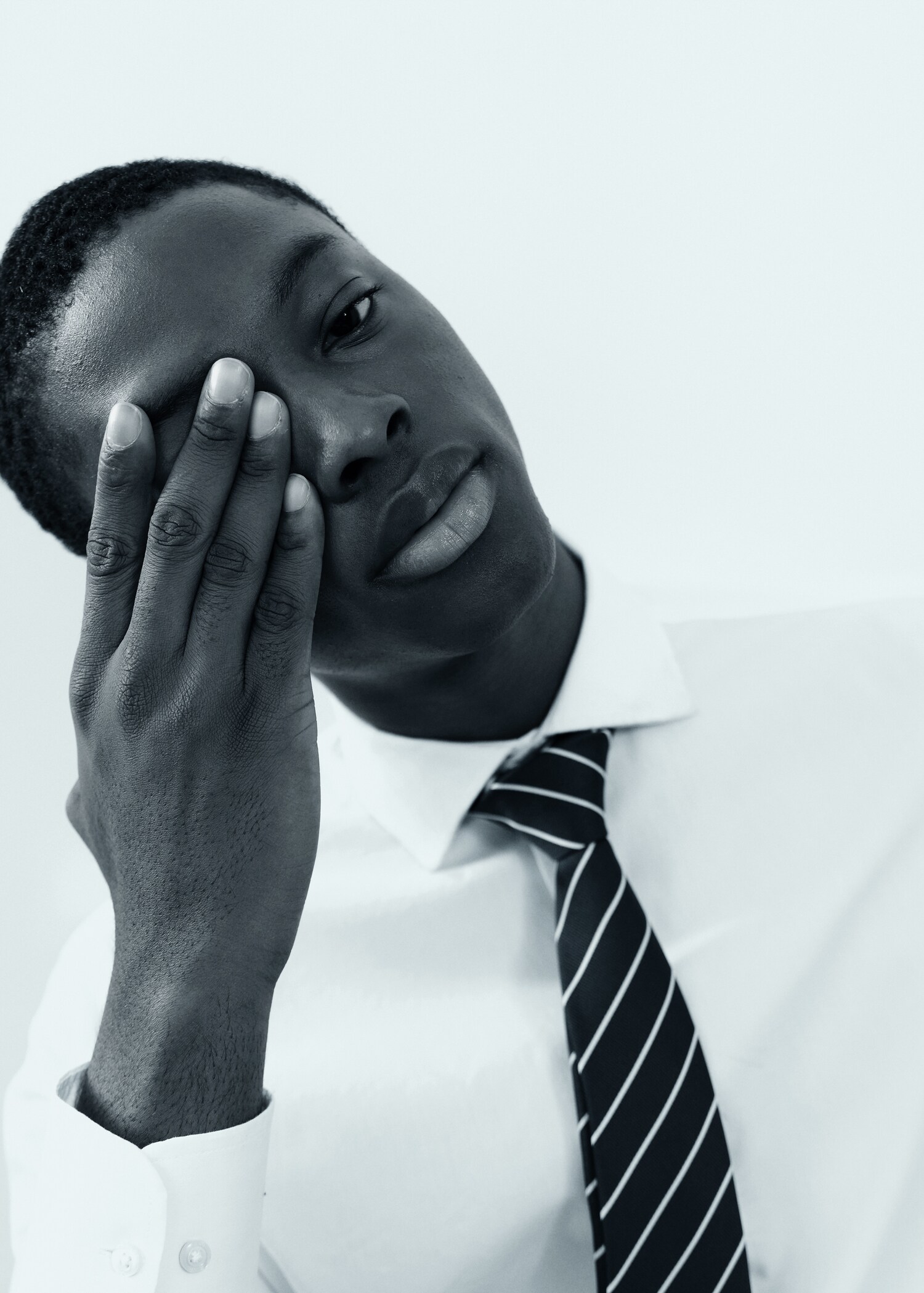 Gravata riscas - Pormenor do artigo 9