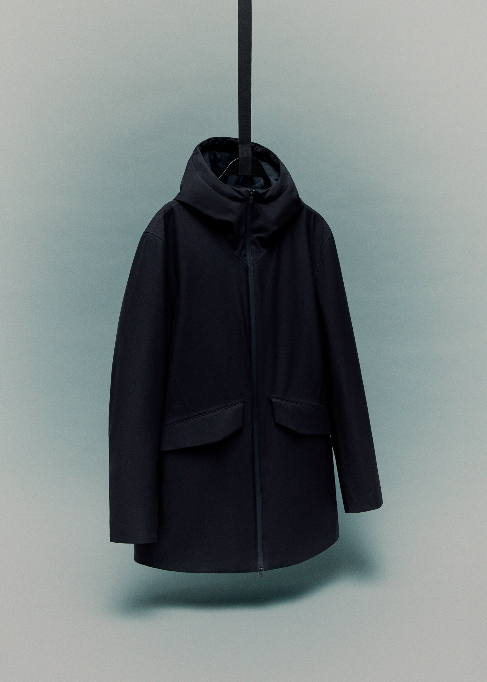 Water-repellent Thermolite® padded parka with hood - Details of the article 9, Navy. Ref: 17035968-00.