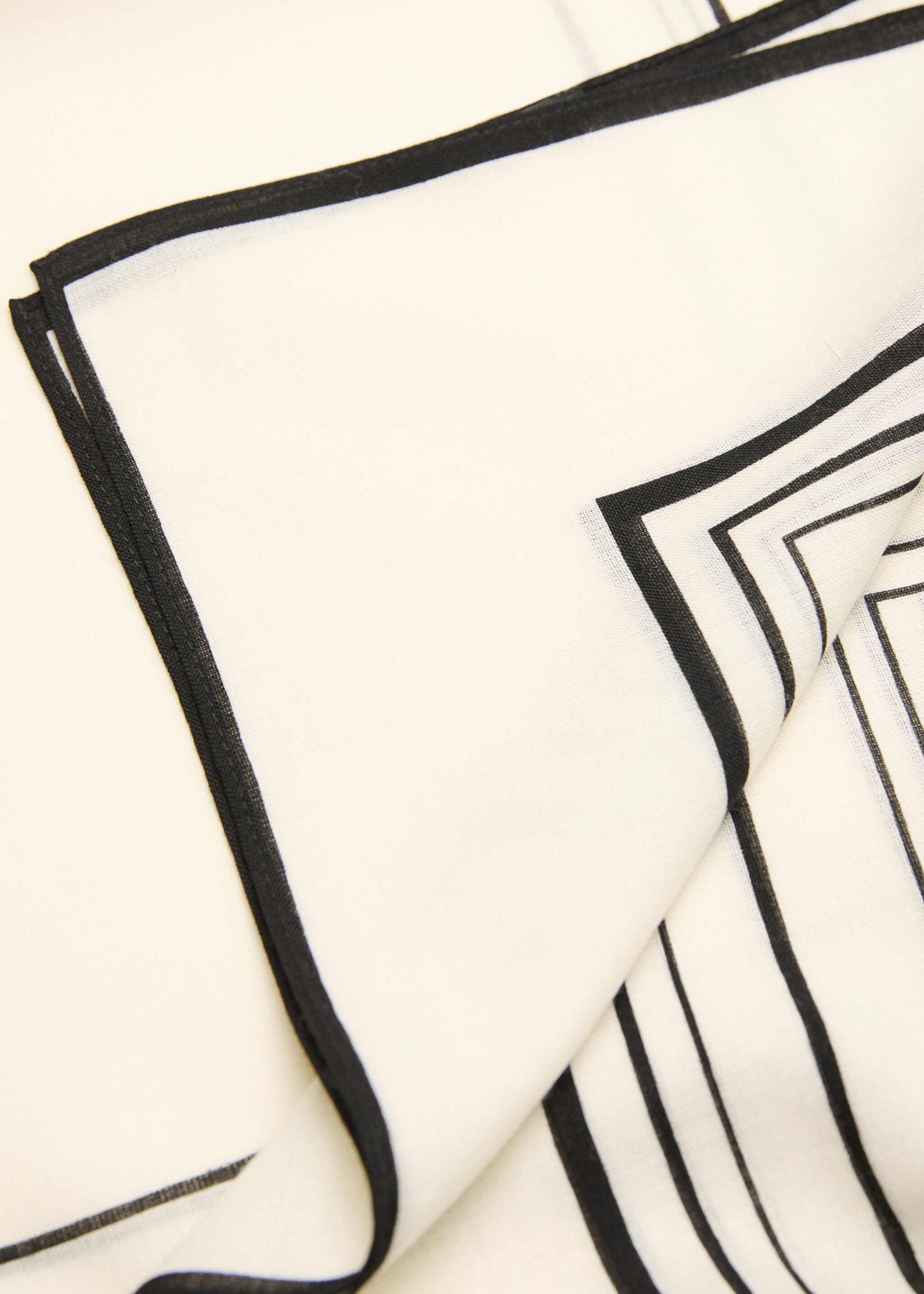 100% wool geometric-print foulard - Medium plane, Ecru. Ref: 17035972-00.