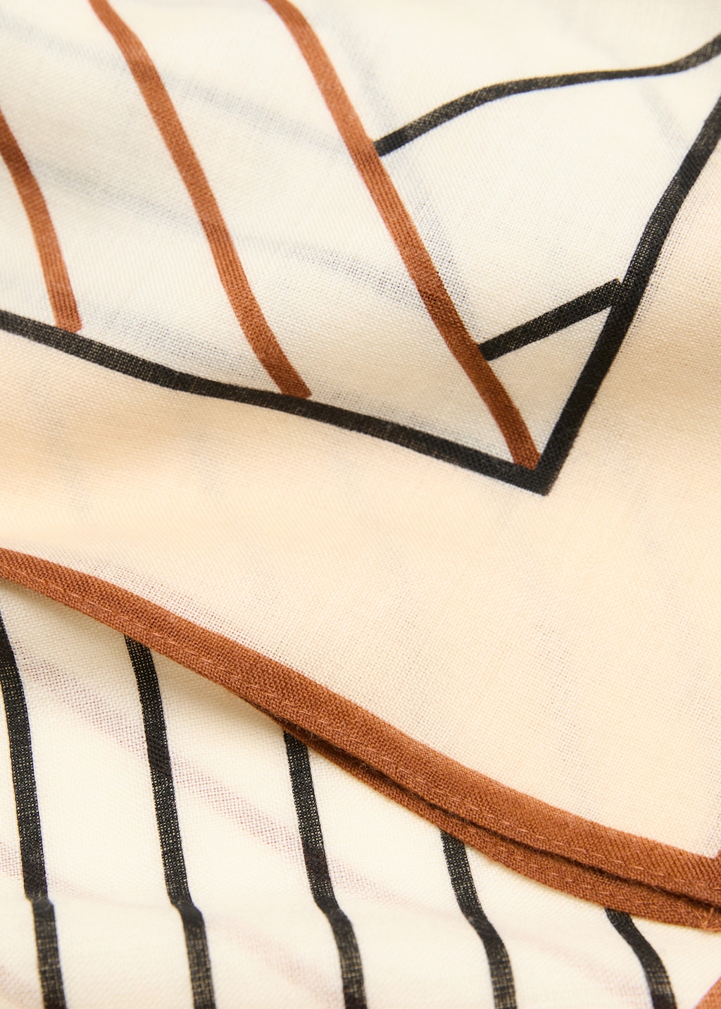 100% wool geometric-print foulard