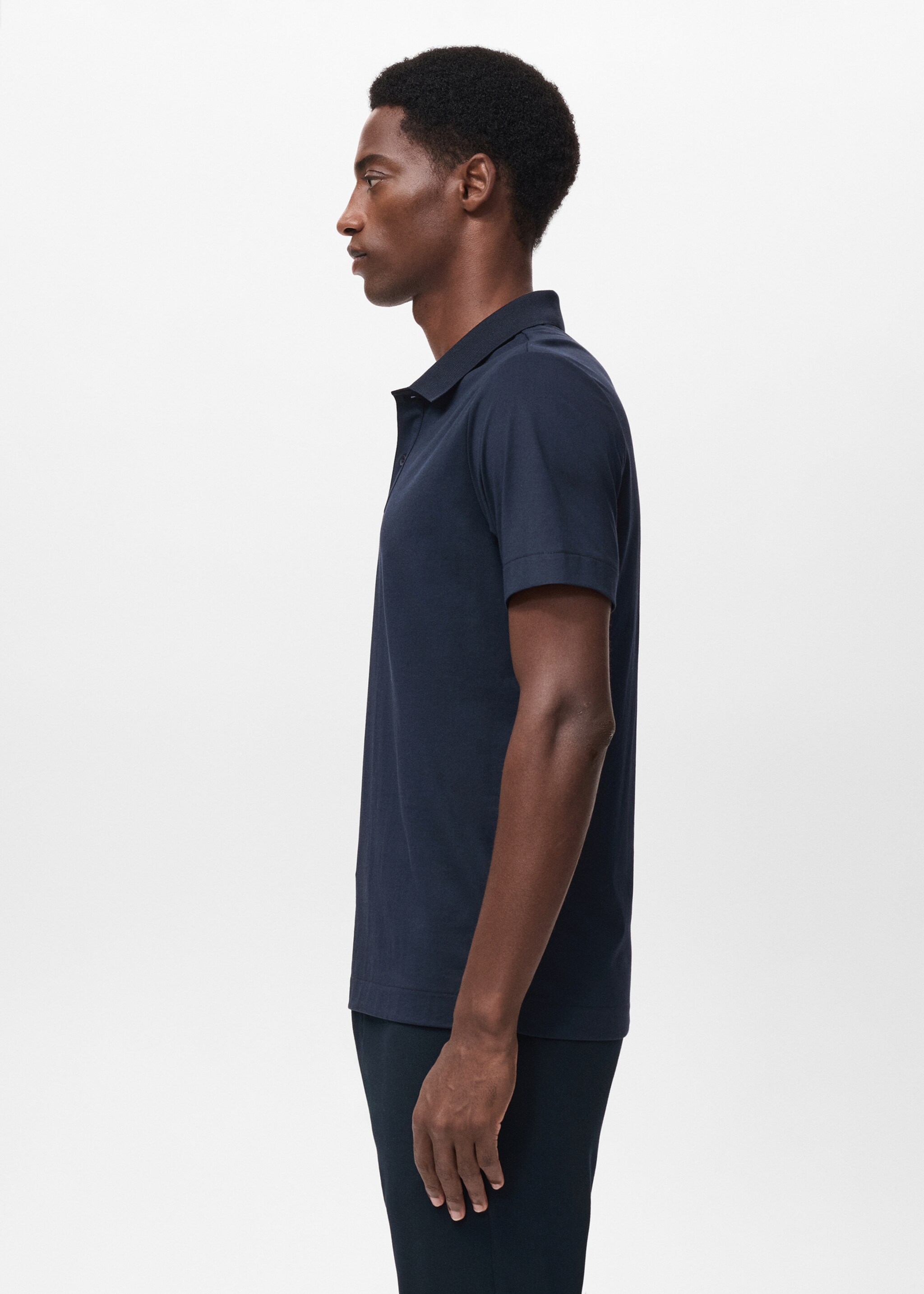 Slim-fit Thermolite® polo shirt - Details of the article 2, Navy. Ref: 17035977-00.