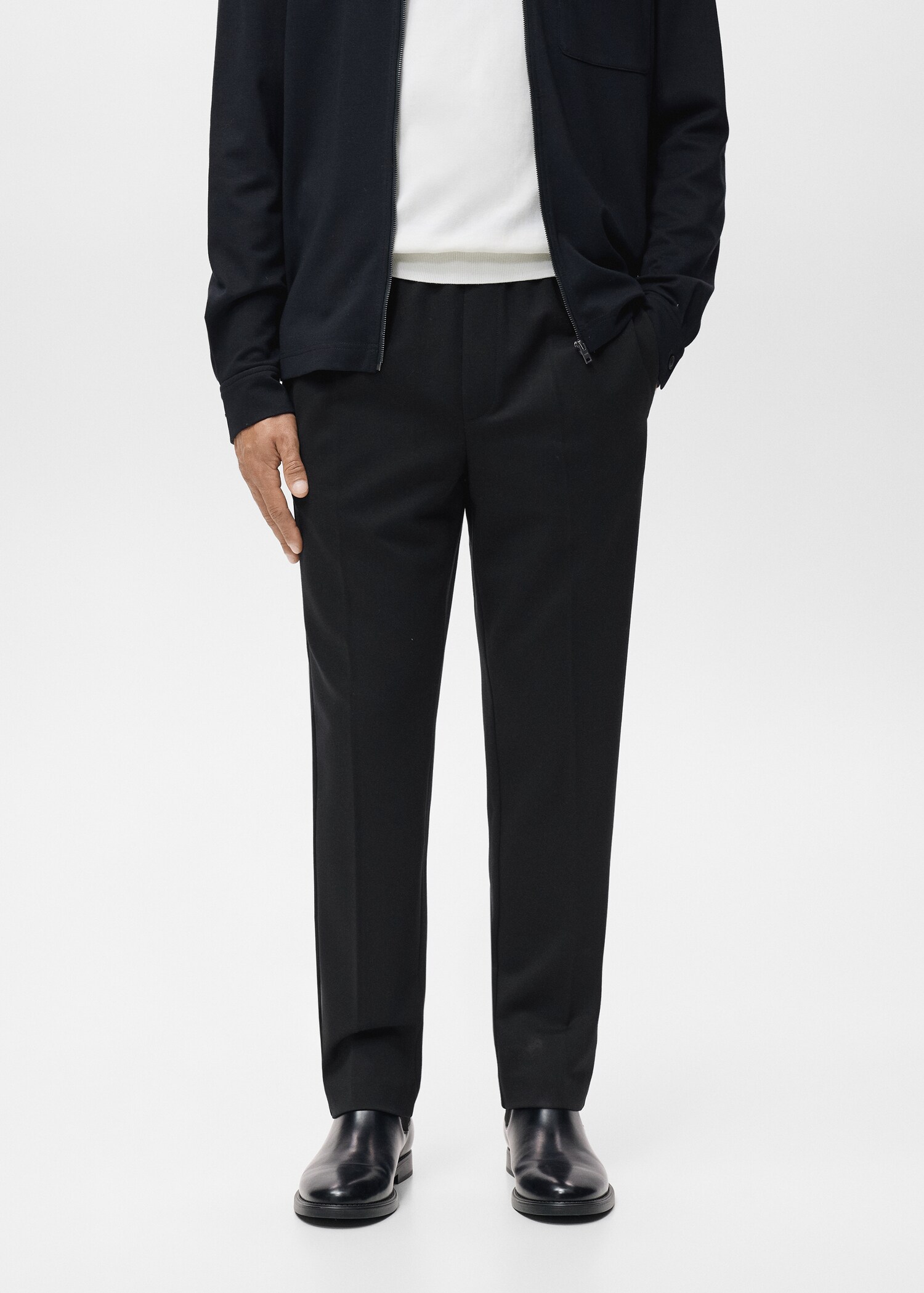 Pantalón jogger cintura elástica - Plano medio
