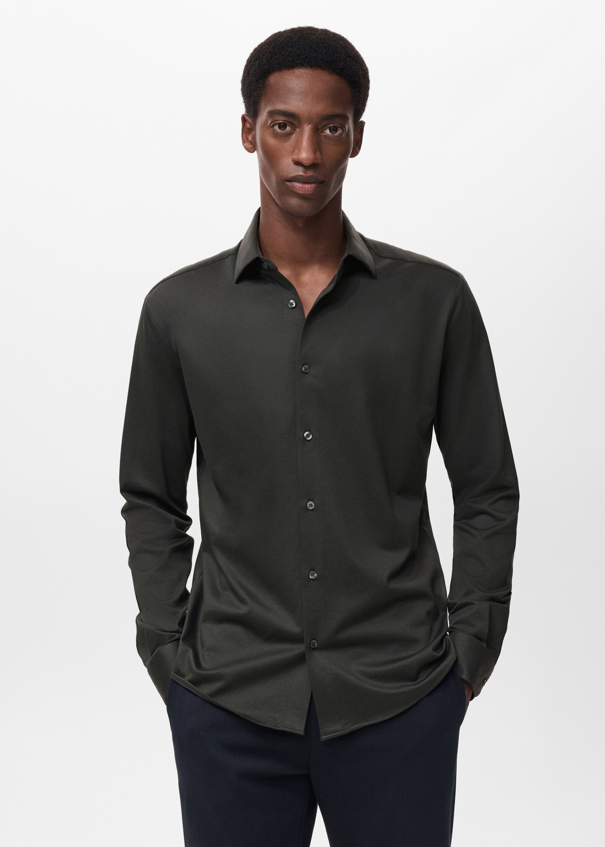 Camisa comfort stretch non iron - Plano medio, Verde oscuro. Ref: 17035981-00.