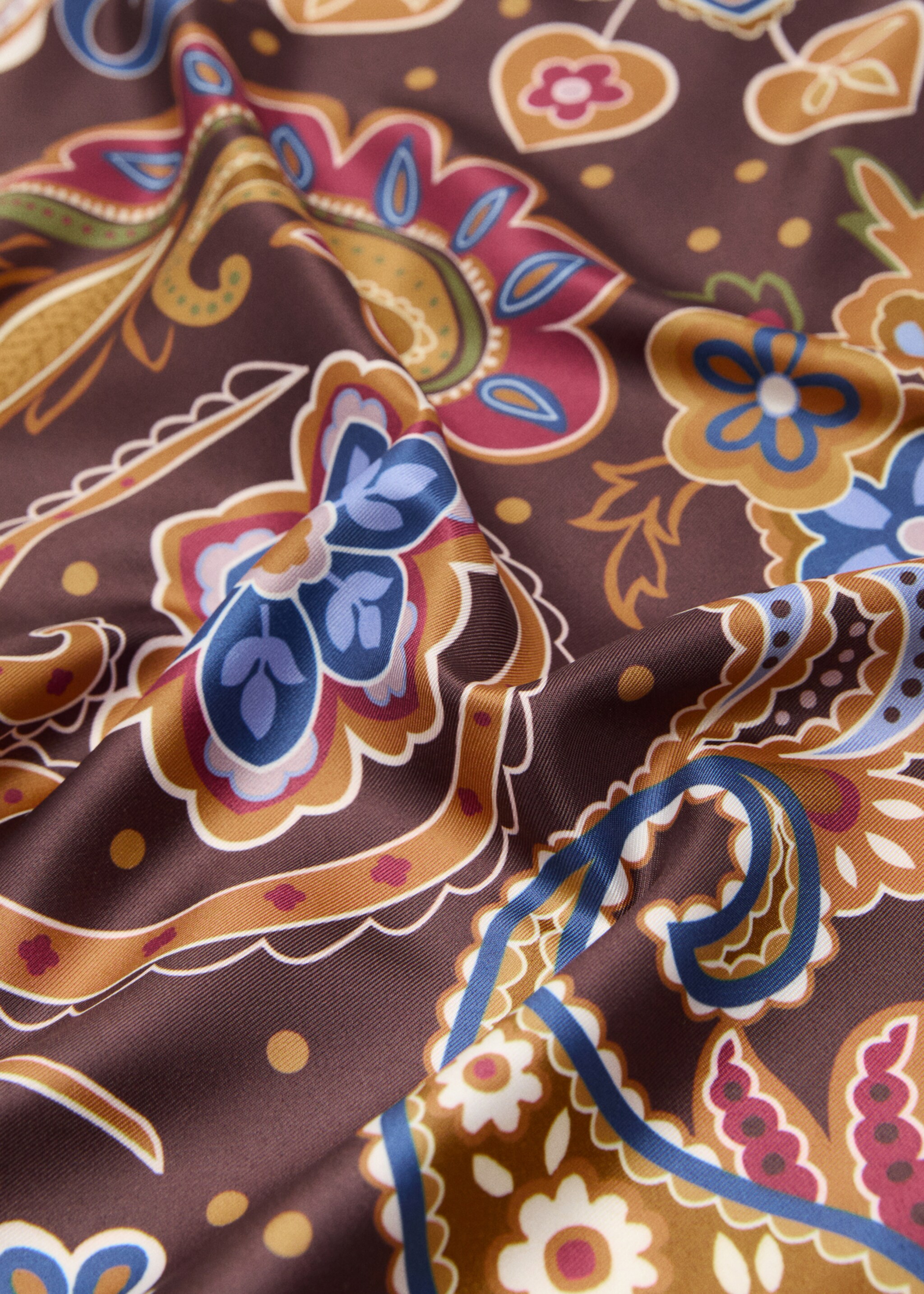 Foulard satiné paisley - Plan moyen, Chocolat. Ref: 17035988-00.