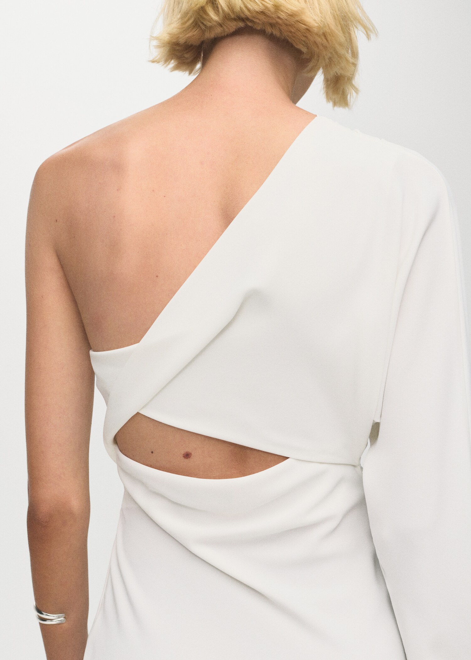Robe asymétrique cut-out - Détail de l'article 6