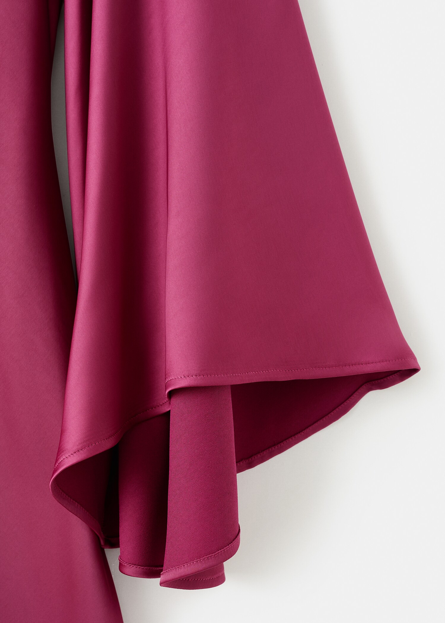 Robe satinée manches cloche - Détail de l'article 0