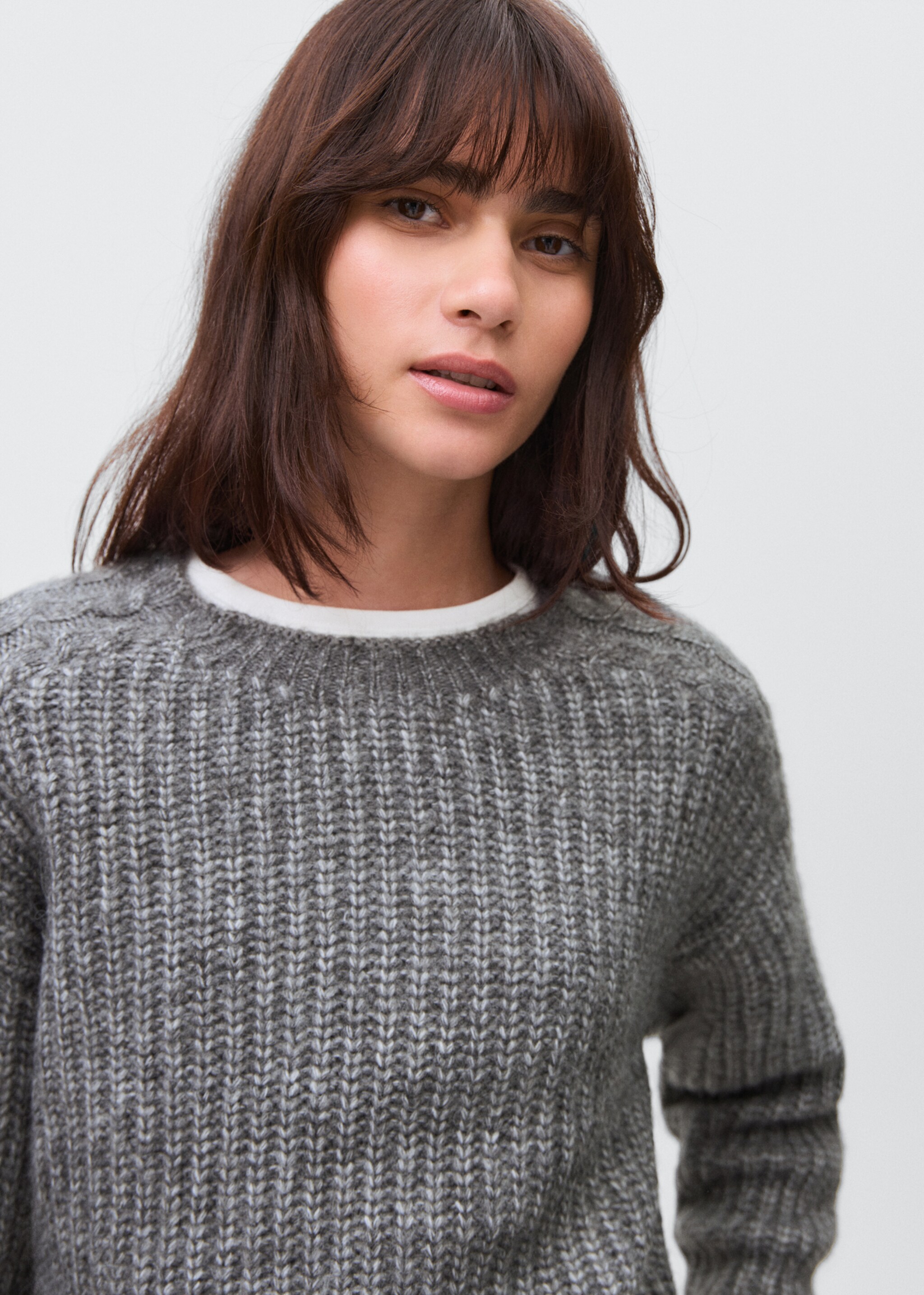 Wool-blend knit sweater - Details of the article 1, Dark Heather Grey. Ref: 17036331-00.