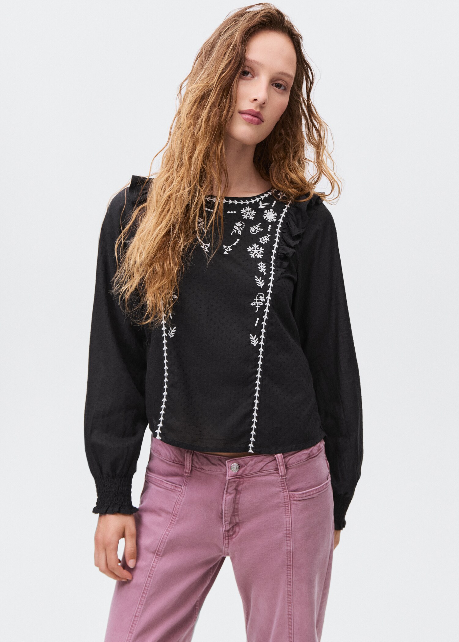 Blouse brodée volants - Plan moyen