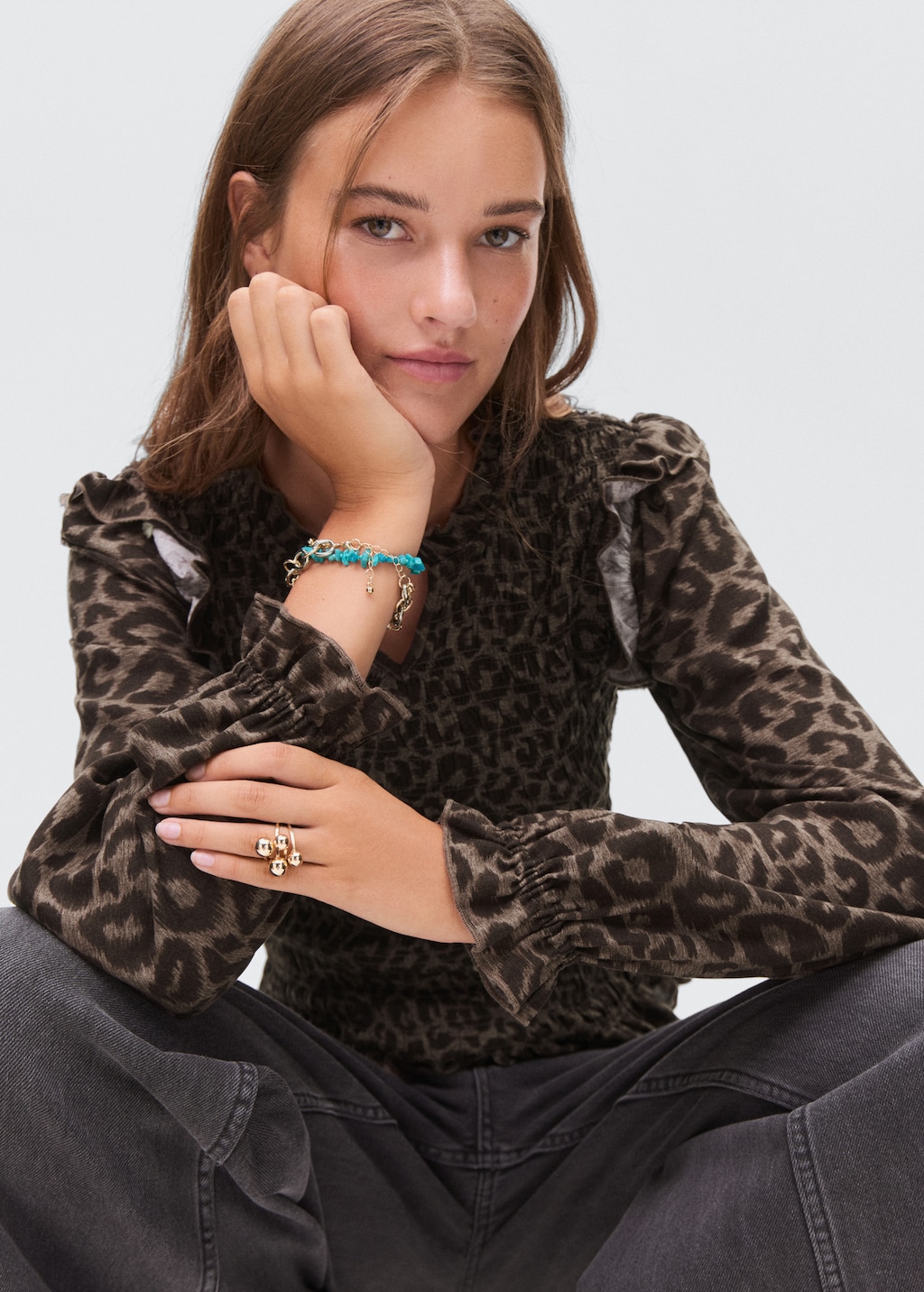 Leopard-print flowy blouse