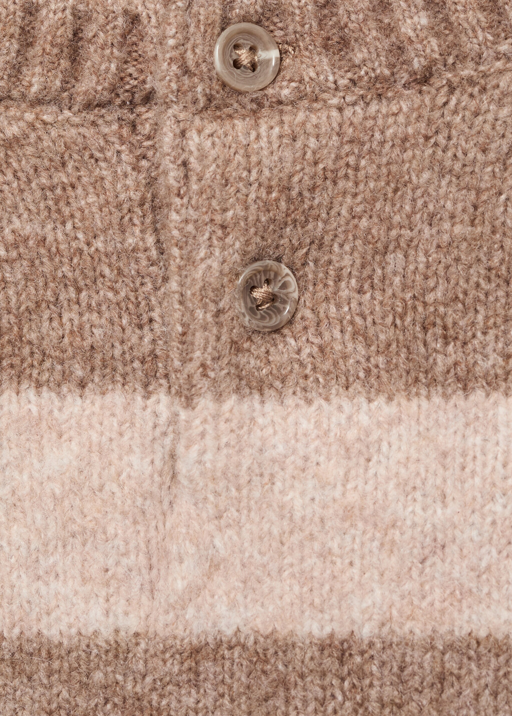Sweater rolo - Details of the article 8, Brown. Ref: 17036337-00.