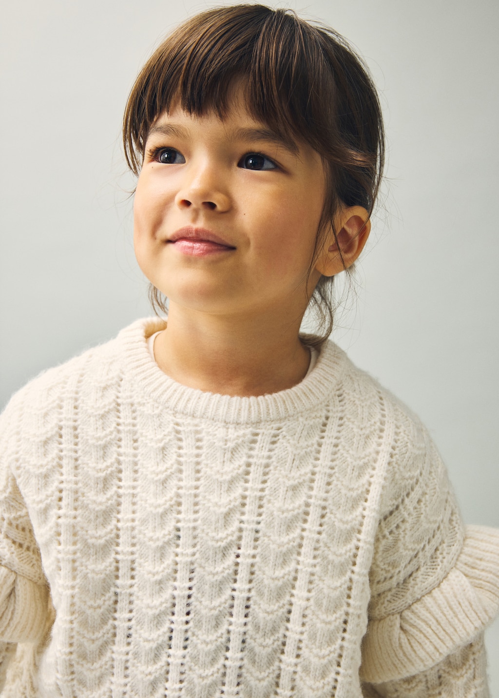 Ruffle knitted sweater