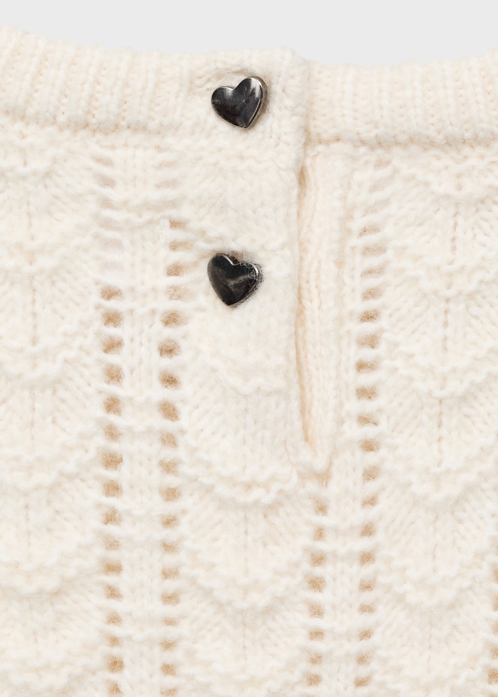 Ruffle knitted sweater