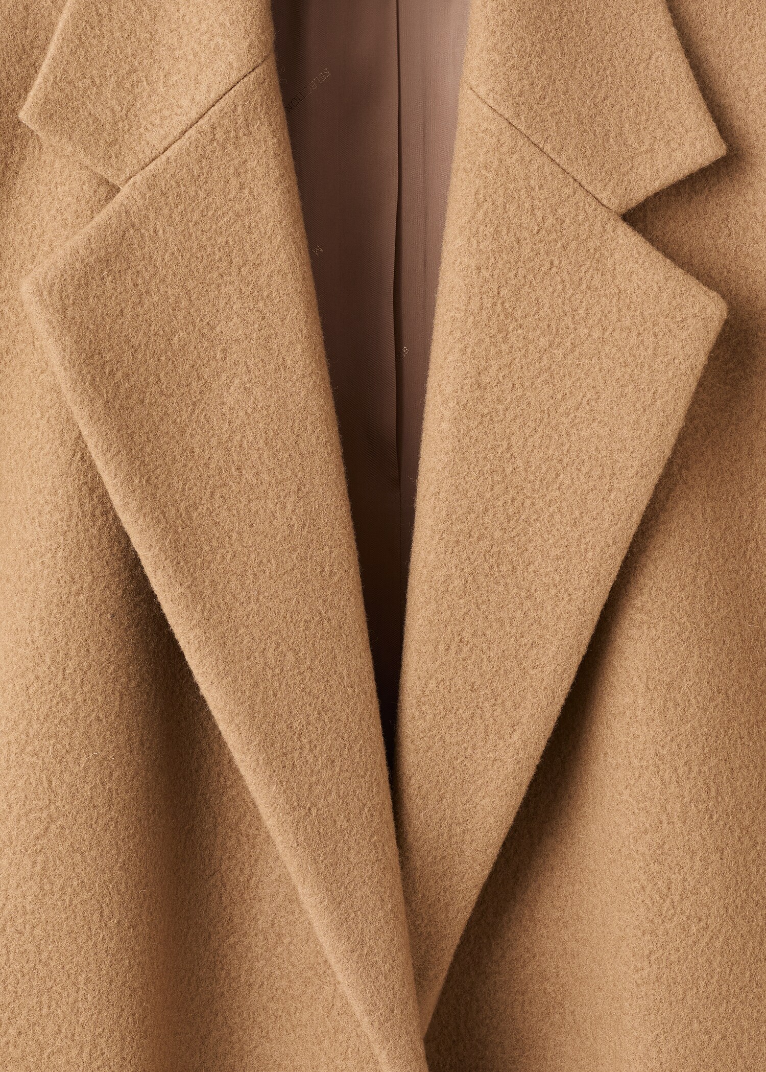 Lapels wool coat - Details of the article 8