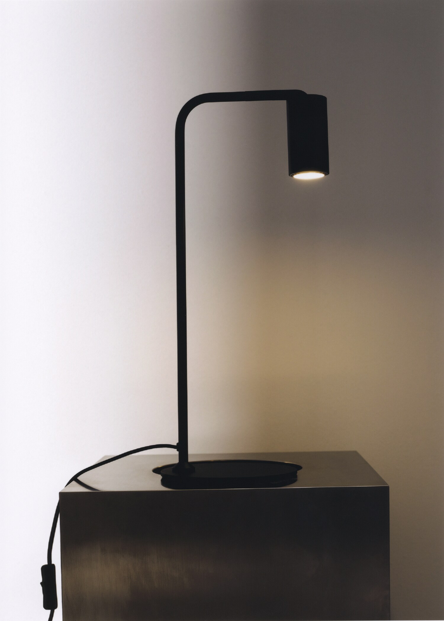 Llum taula metall focus - Detall de l'article 6