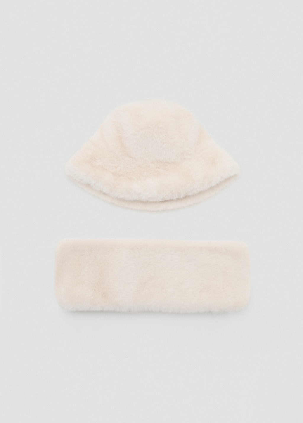 Fur-effect bucket hat