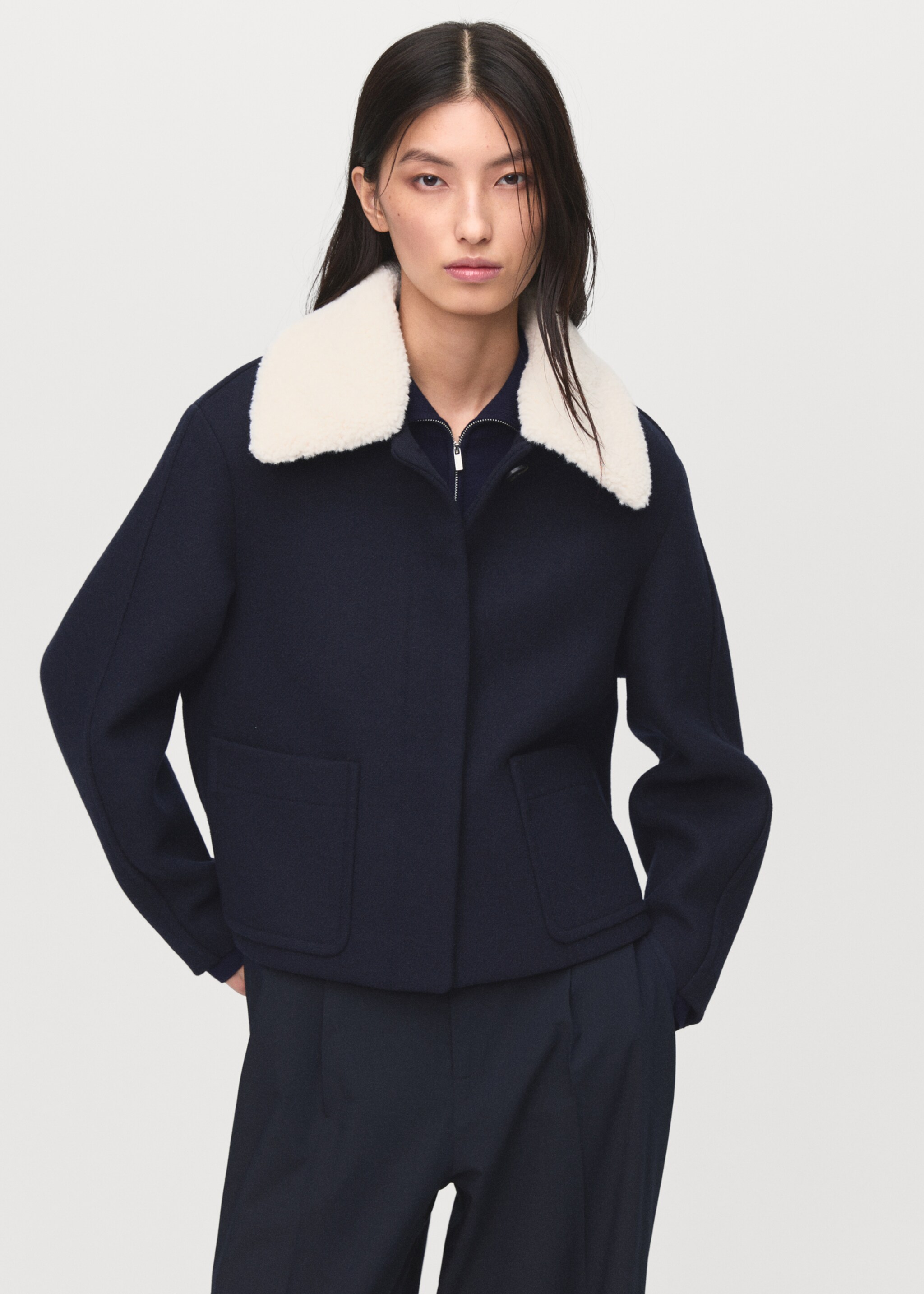 Wool blend jacket with sheepskin collar - Средний план, Глубокий темно-синий. Ref: 17036736-00.