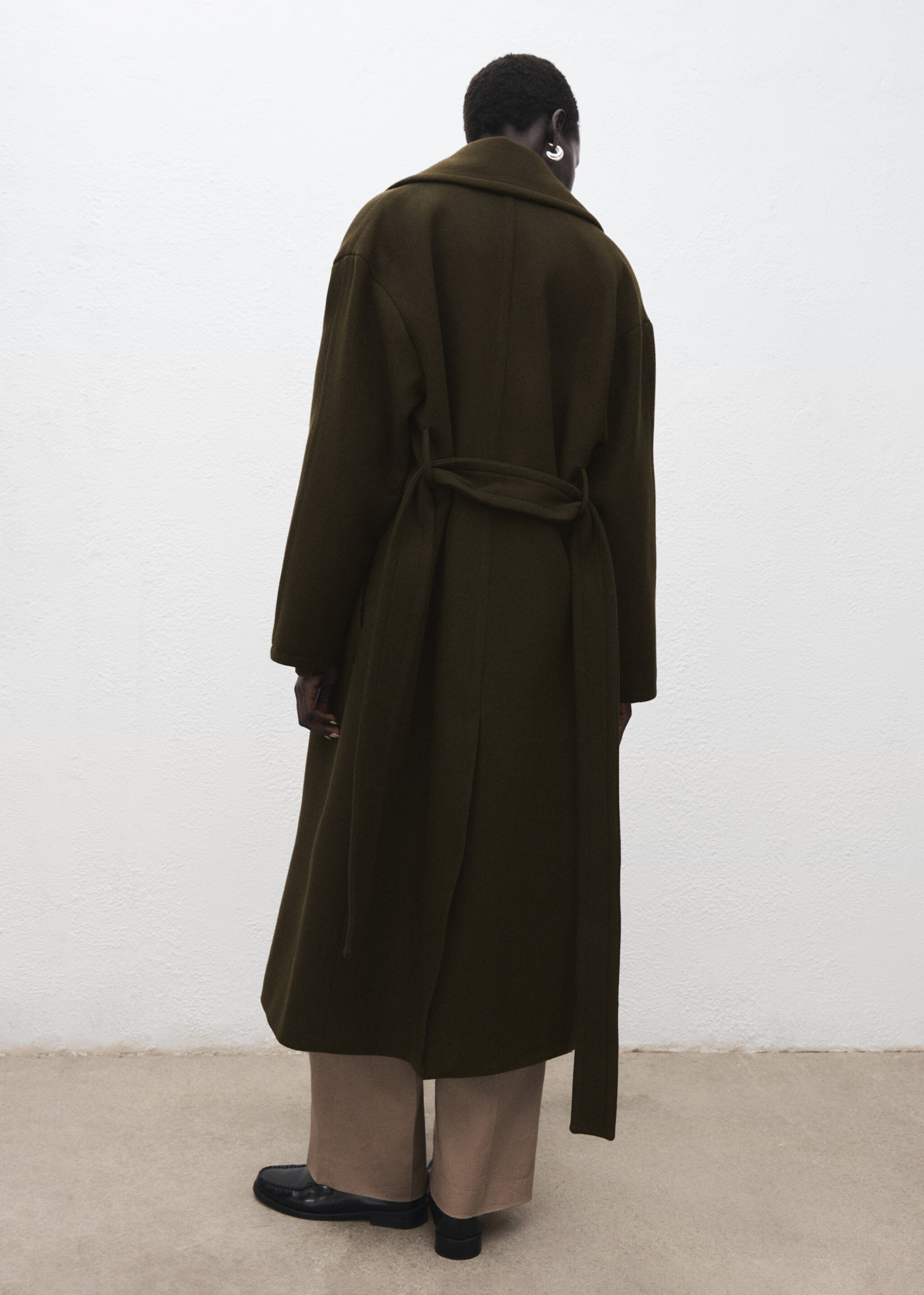 Virgin wool coat with belt - Reverse of the article, Khaki. Ref: 17036745-00.