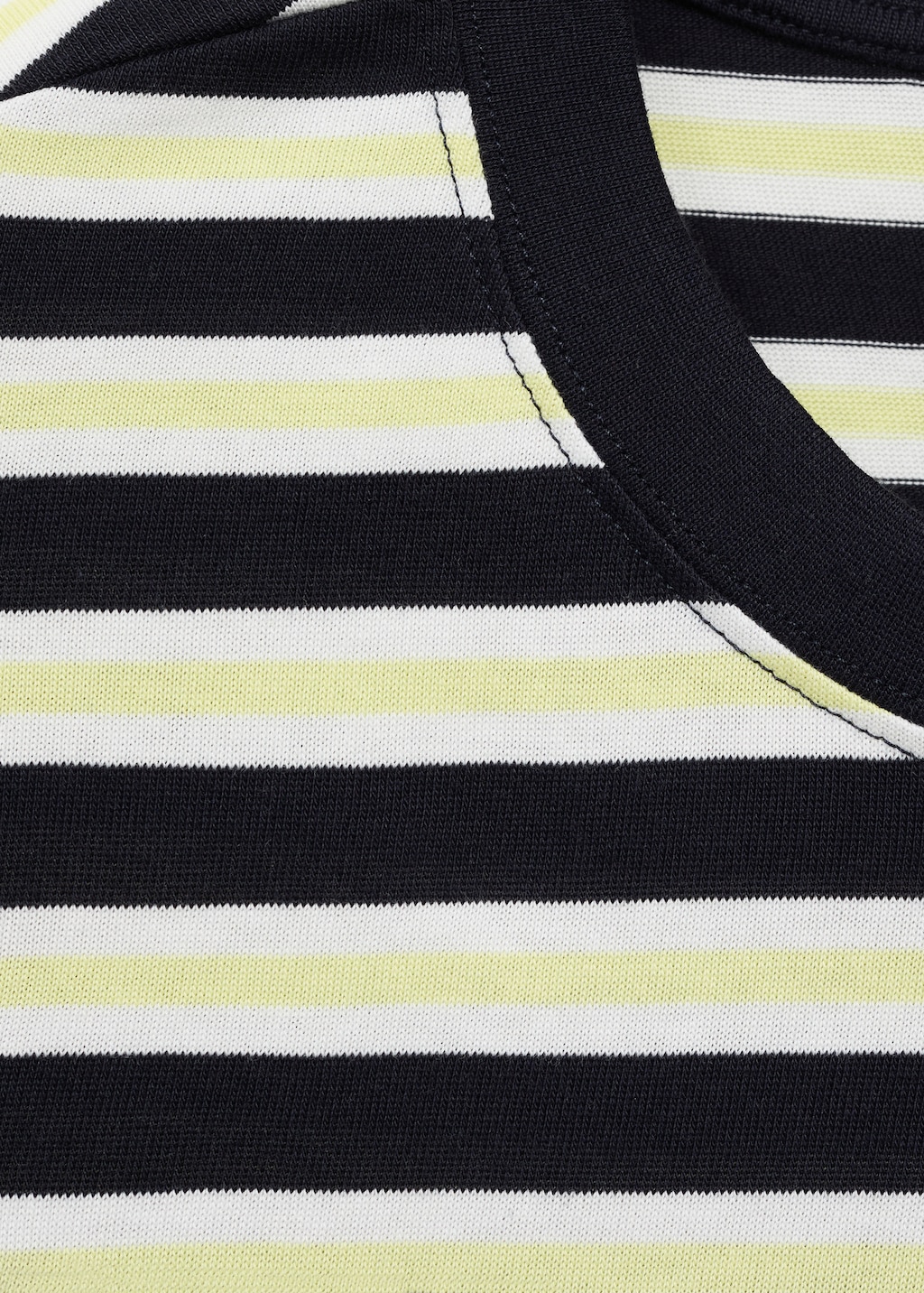 100% cotton regular-fit striped t-shirt