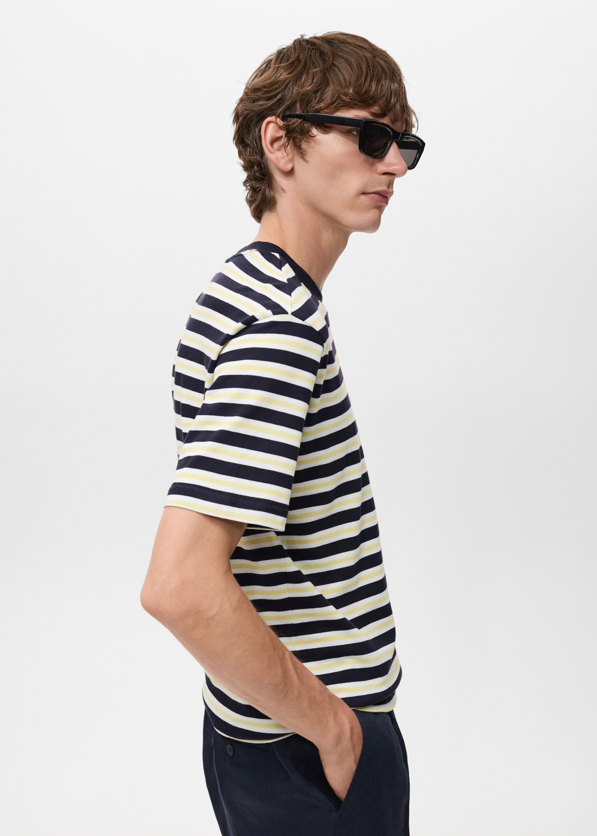 100% cotton regular-fit striped t-shirt - Details of the article 2, Navy. Ref: 17037773-00.