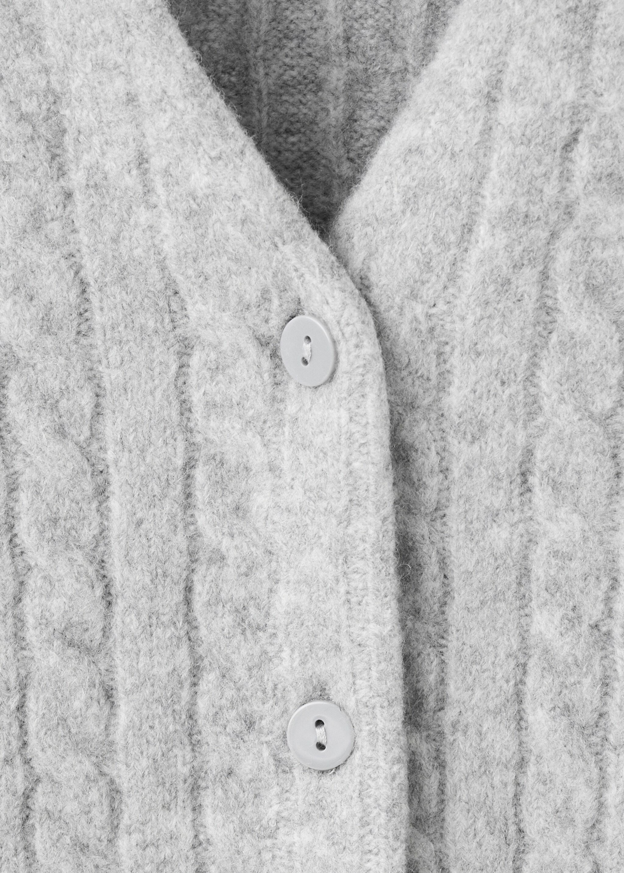 Knitted braided cardigan - Details of the article 8, Dark Heather Grey. Ref: 17037782-00.