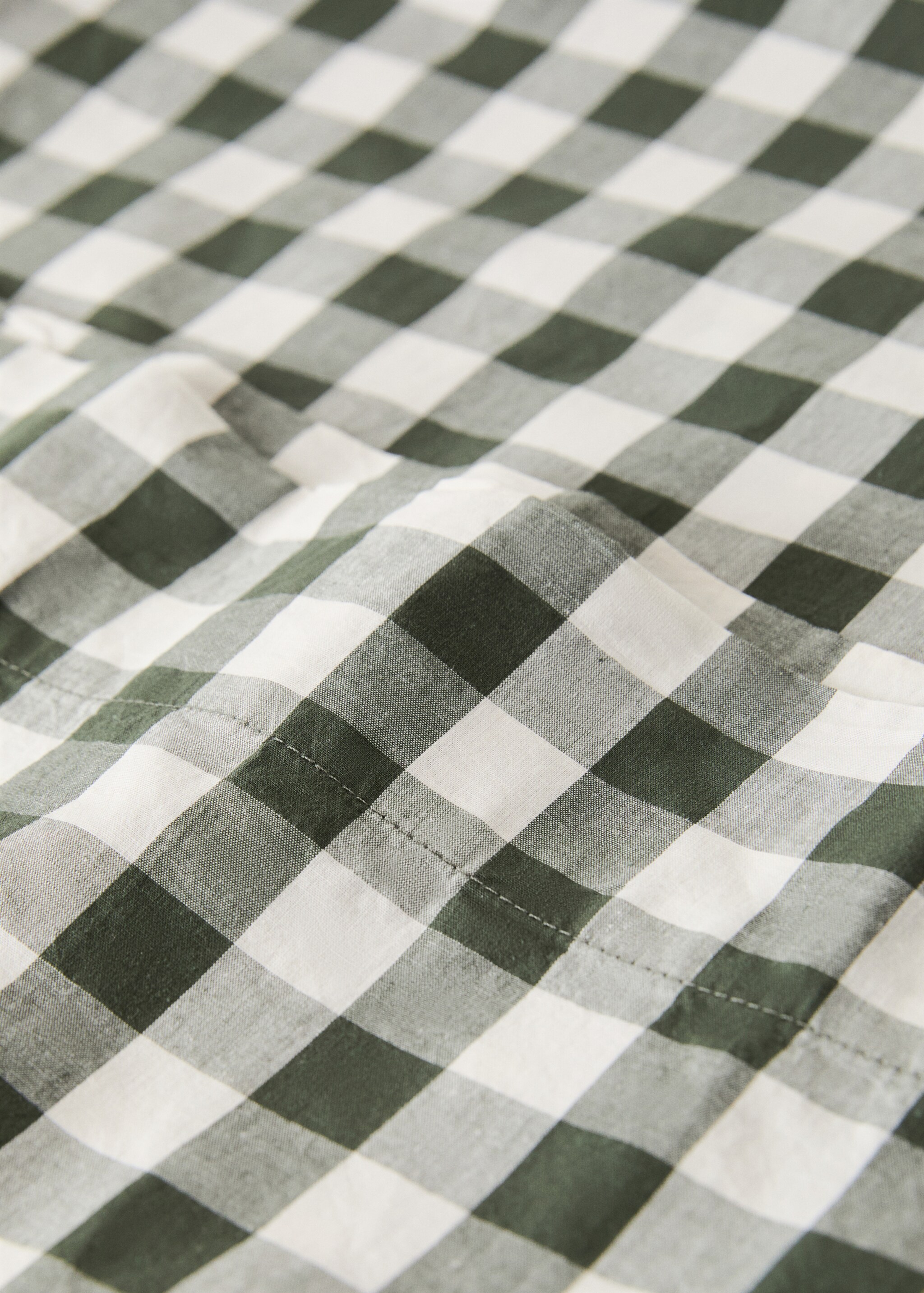Yarn-dyed cotton gingham check pillowcase 45x110cm - Details of the article 1, Dark Green. Ref: 17037787-00.