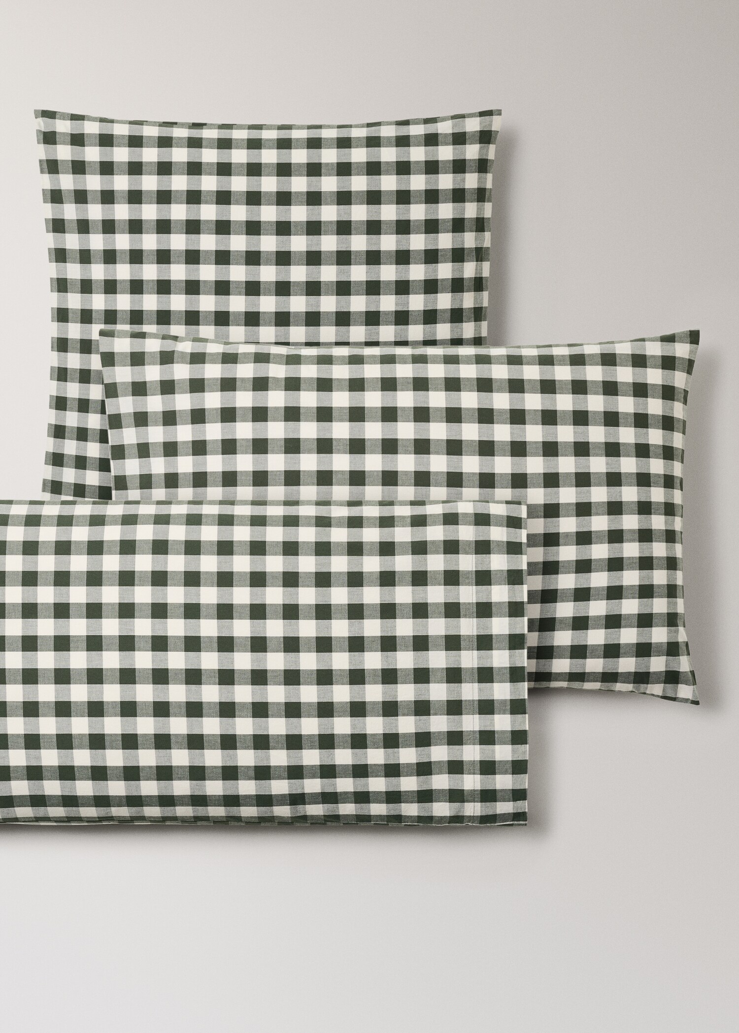 Yarn-dyed cotton gingham check pillowcase 60x60cm - Details of the article 4