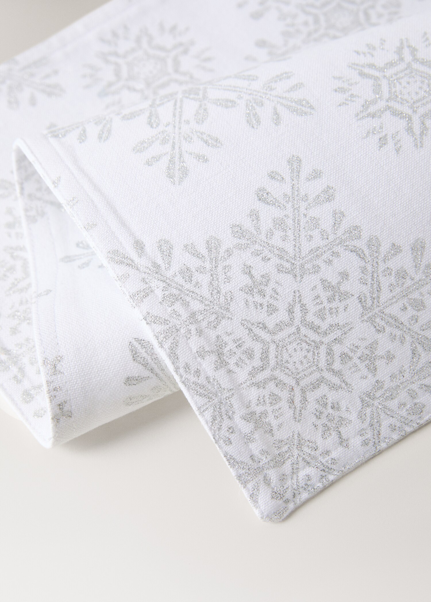 100% cotton placemat with Christmas motif - Details of the article 2