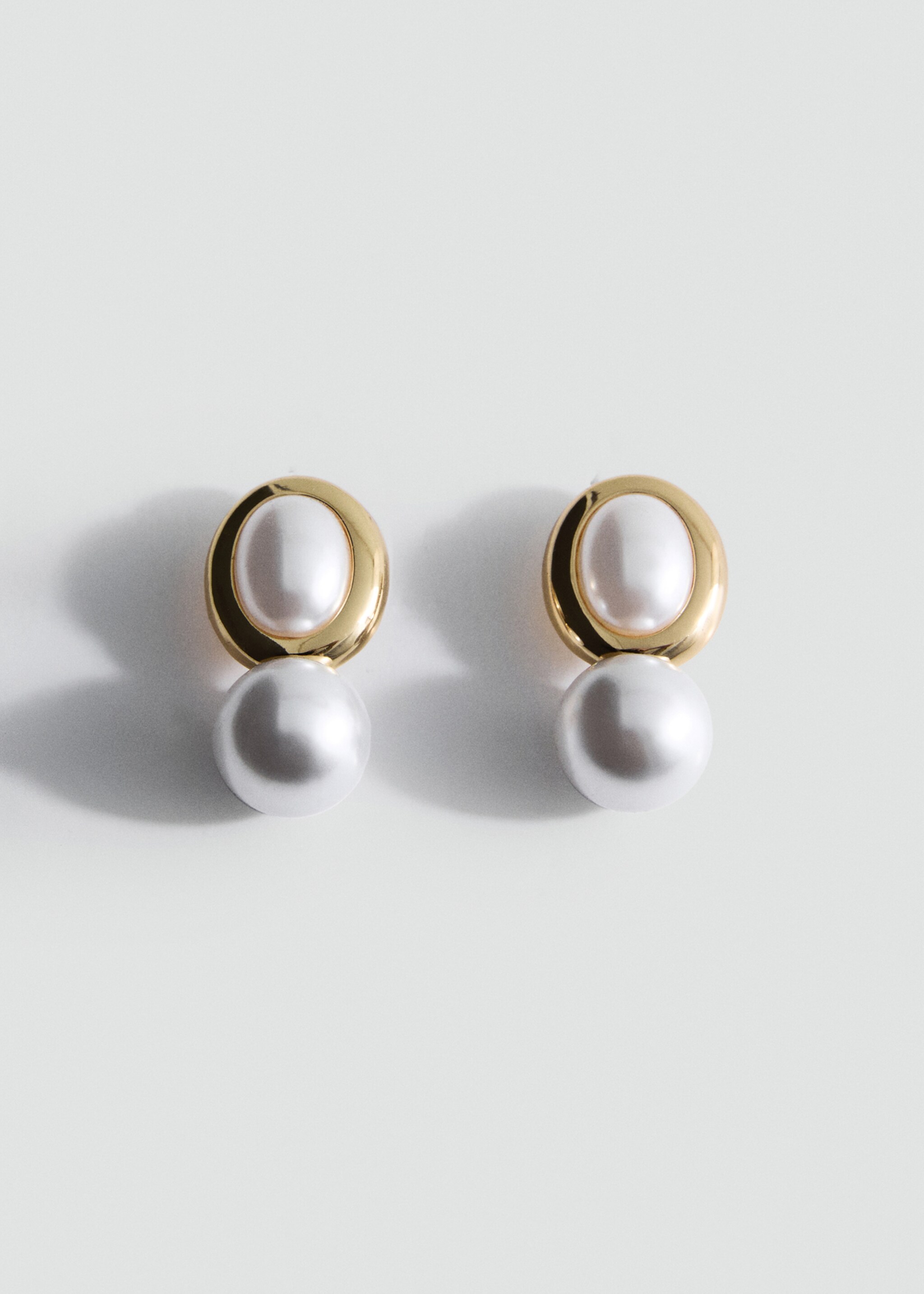 Combined pearl earrings - Article without model, Gold. Ref: 17037799-00.