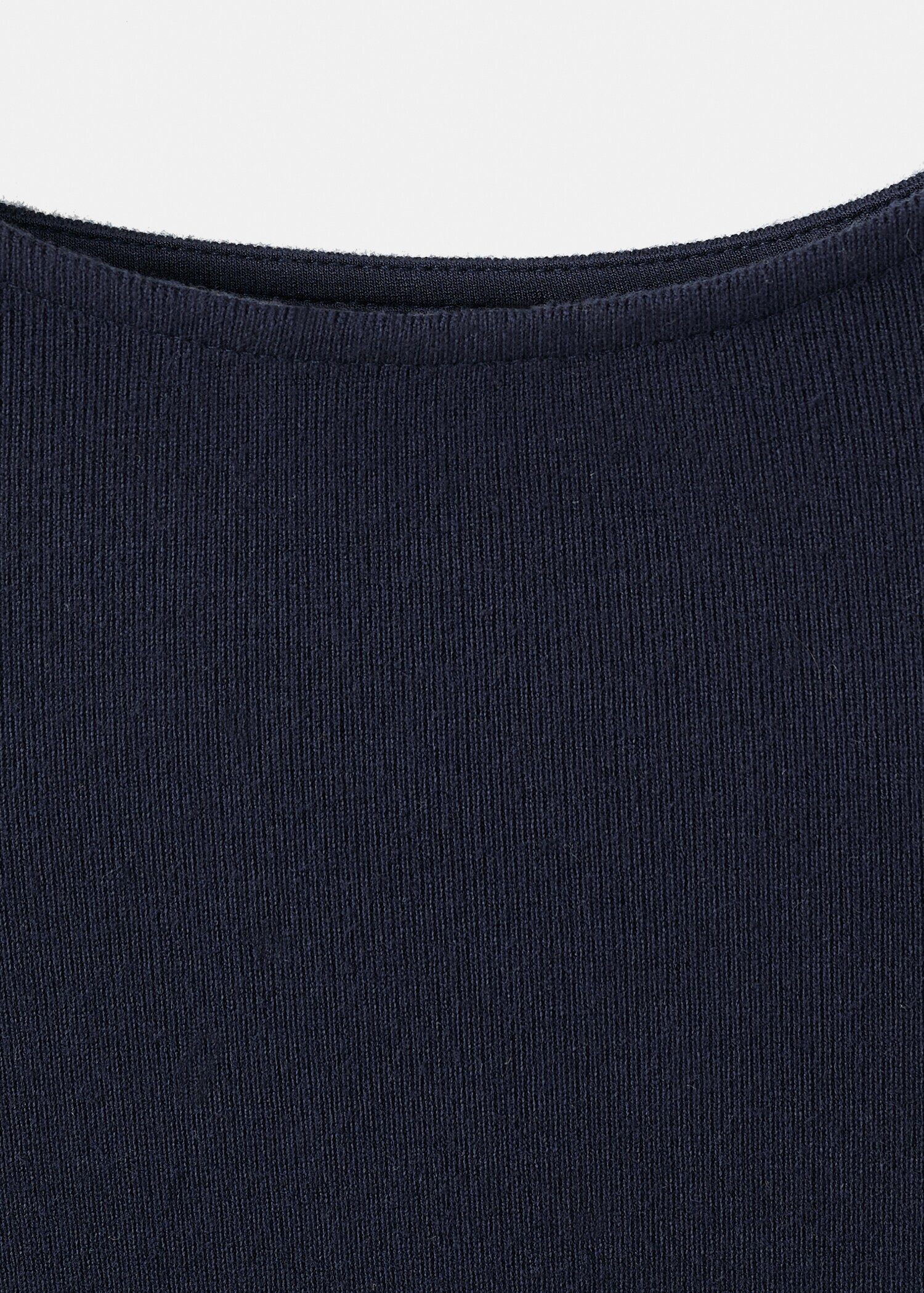 Ruched fitted dress - Details of the article 8