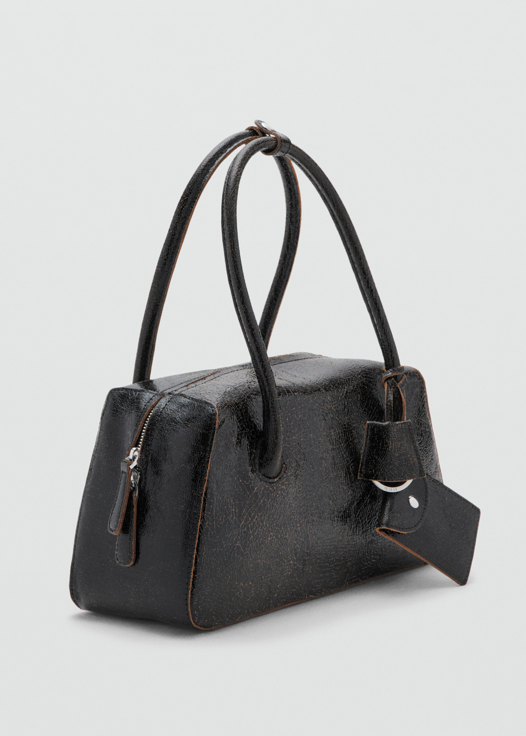 Leather shoulder bag with charms - Средний план, Черный. Ref: 17037813-00.