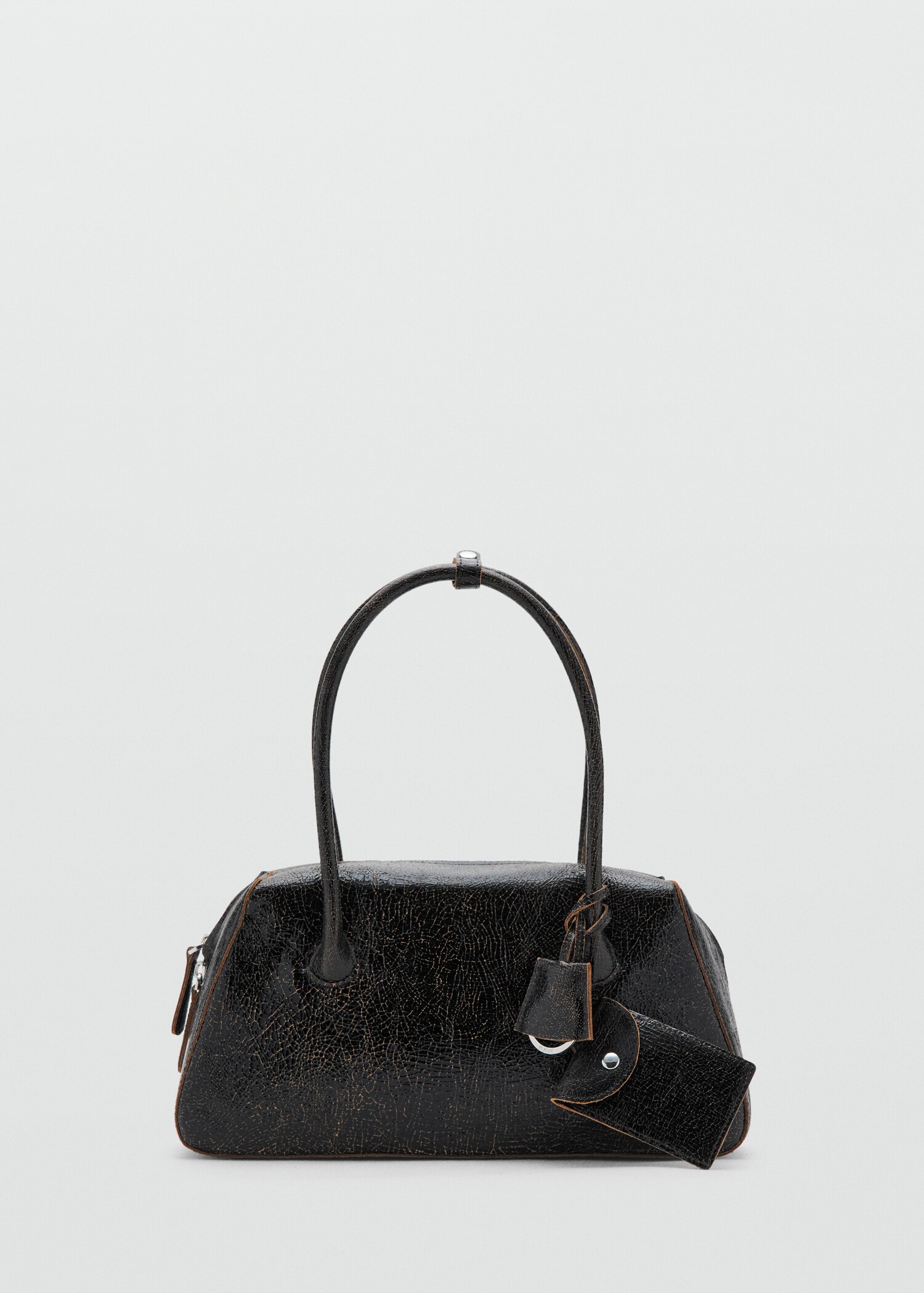 Schultertasche aus Leder mit Charms - Artikel ohne Model