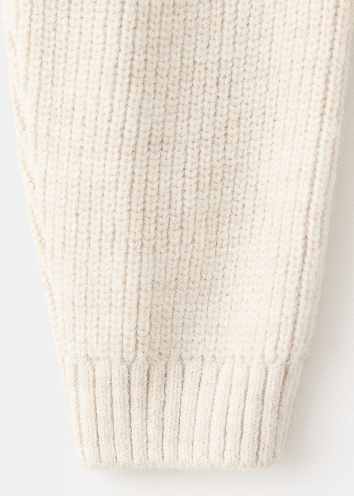 V-neck cardigan with bows - Details of the article 0