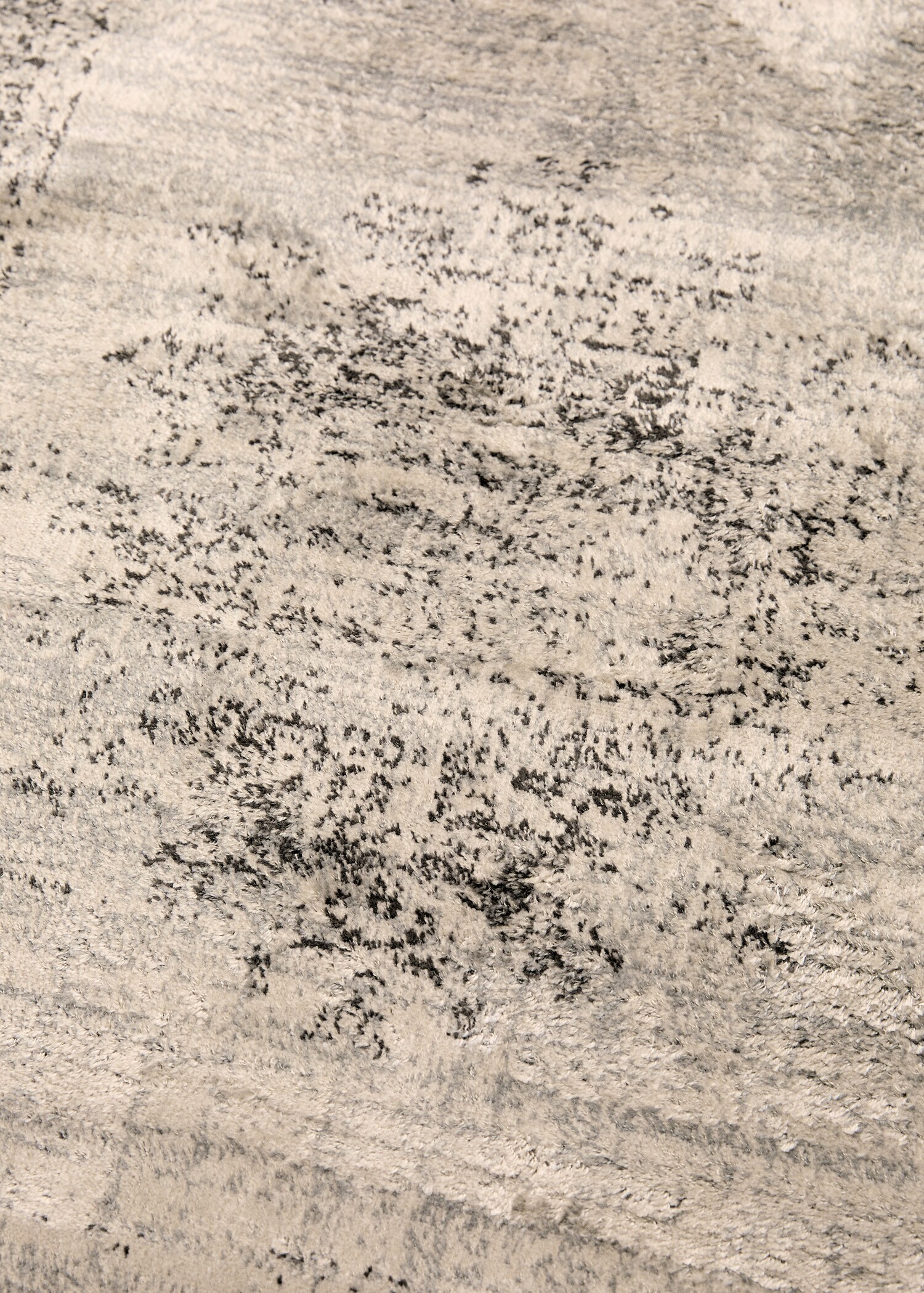 Vintage-effect rug - Details of the article 2