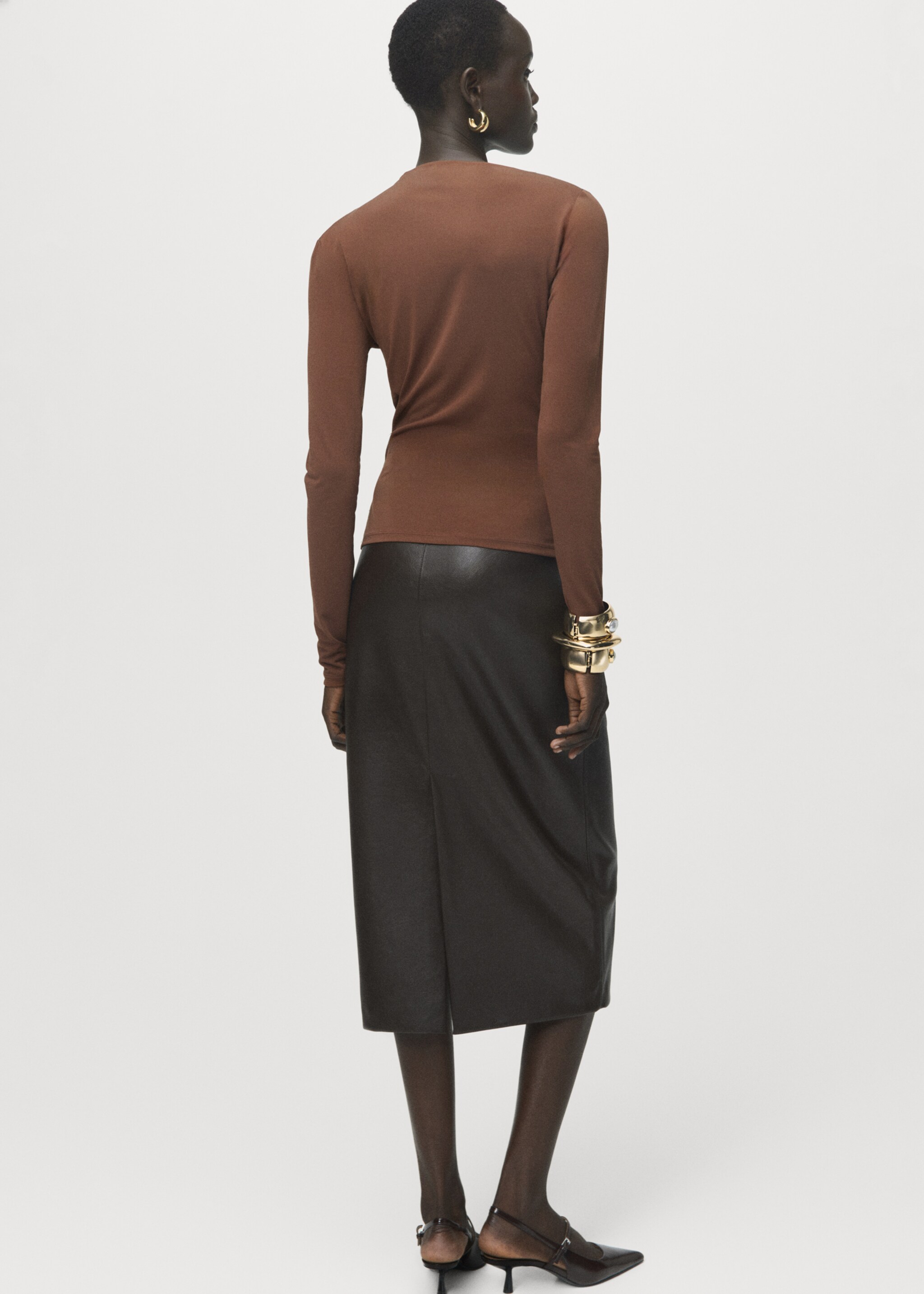 Draped fitted t-shirt - Reverse of the article, Brown. Ref: 17037818-00.
