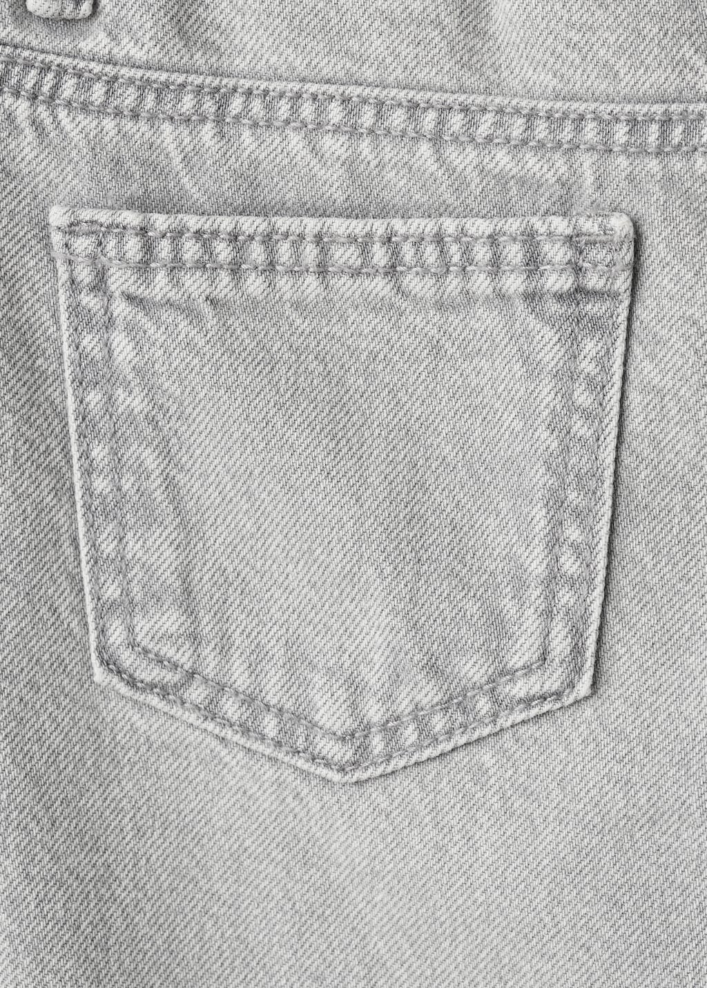 Straight jeans with turn-up