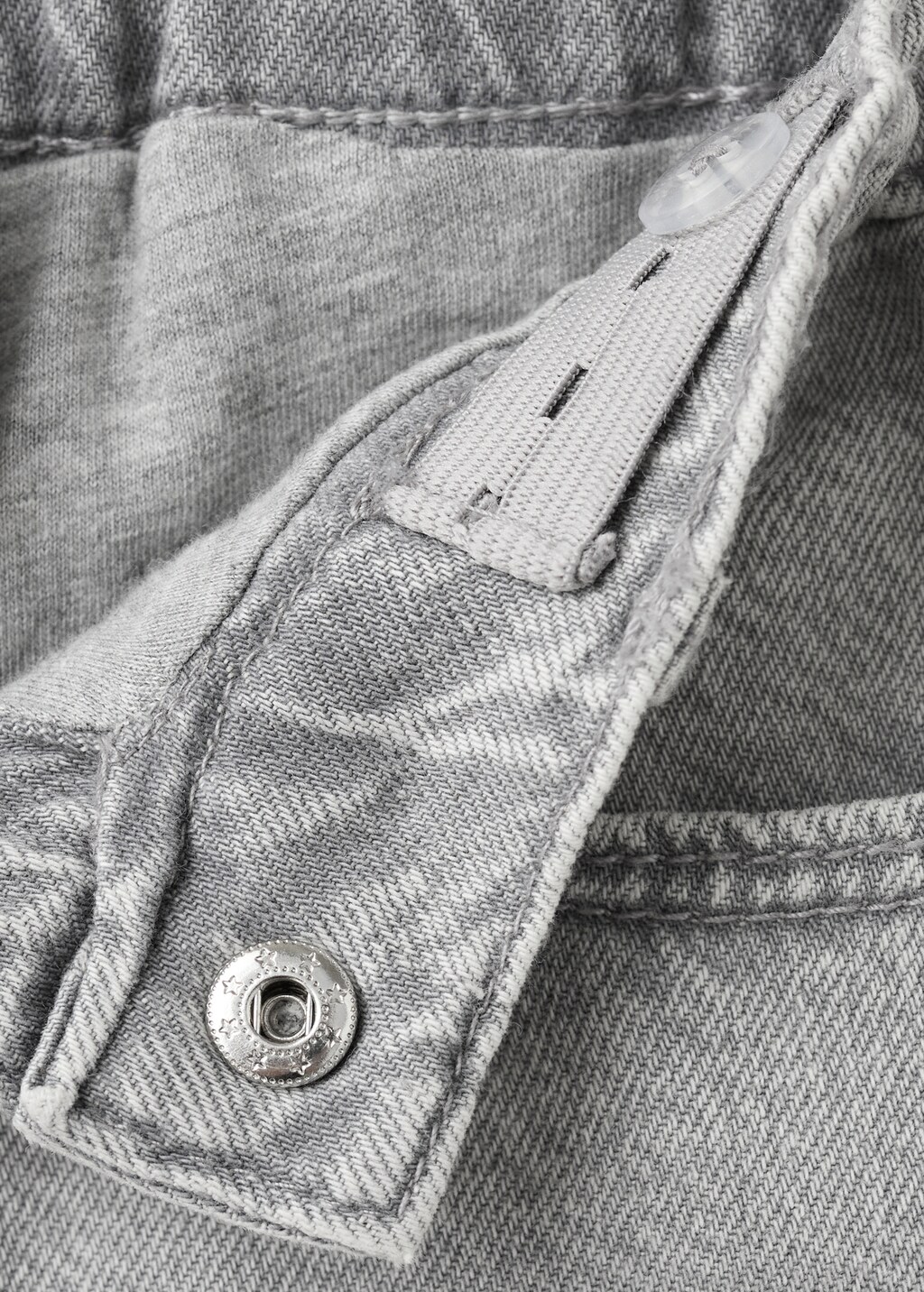 Straight jeans with turn-up