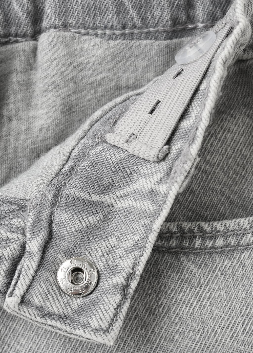 Straight jeans with turn-up