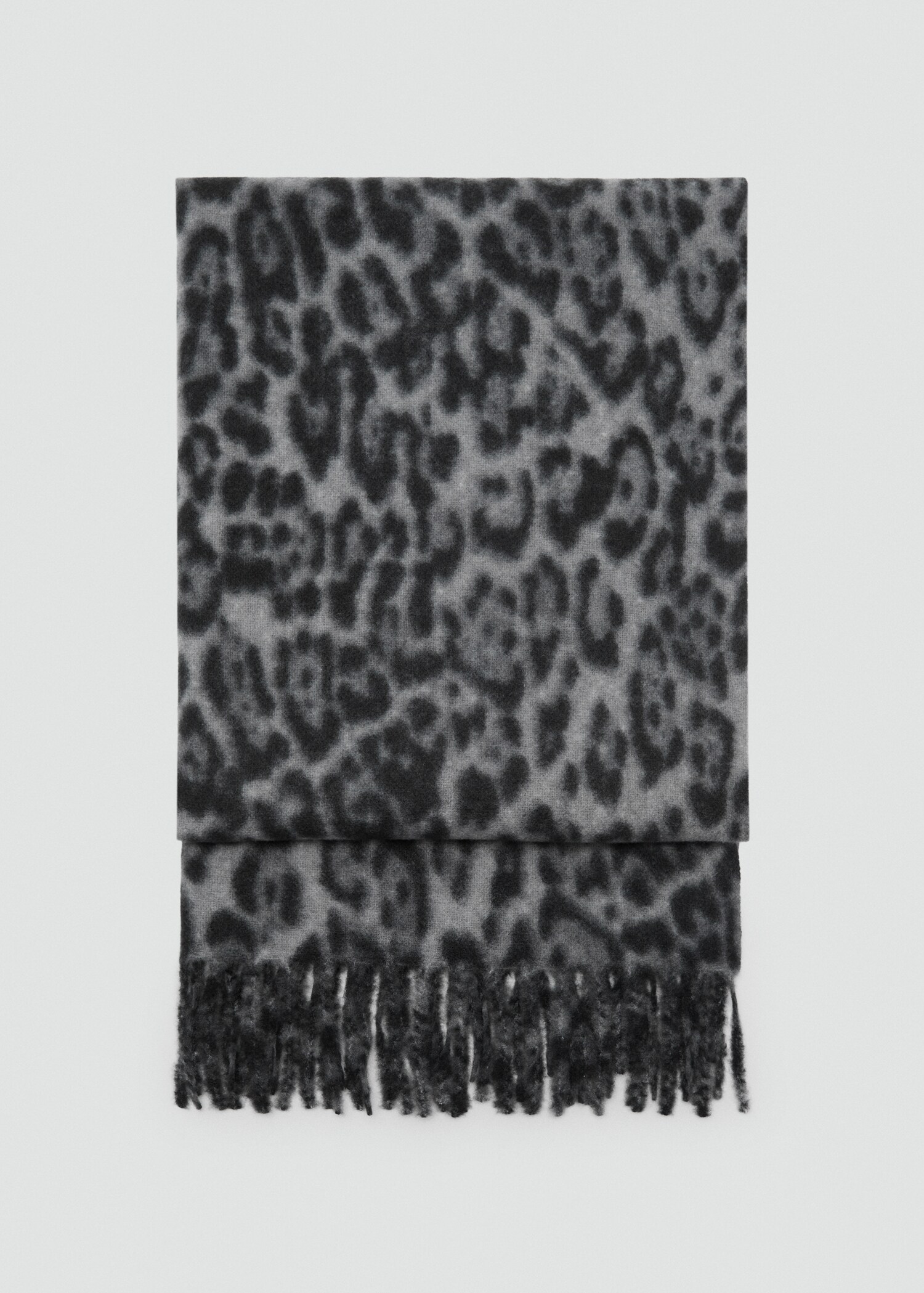 Leopard scarf with fringed ends - Article without model