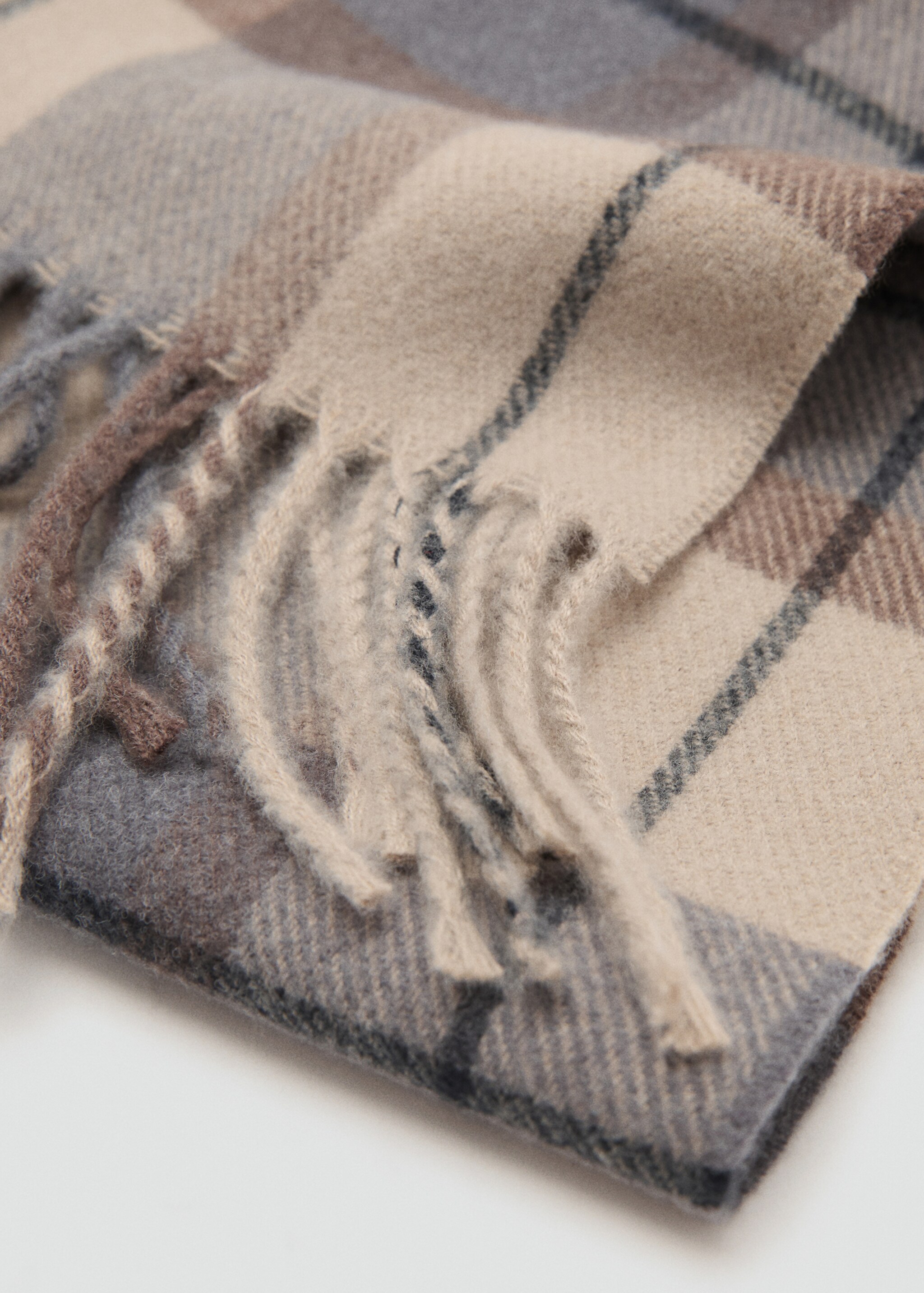 Check fringed scarf - Medium plane, Medium Brown. Ref: 17037895-00.