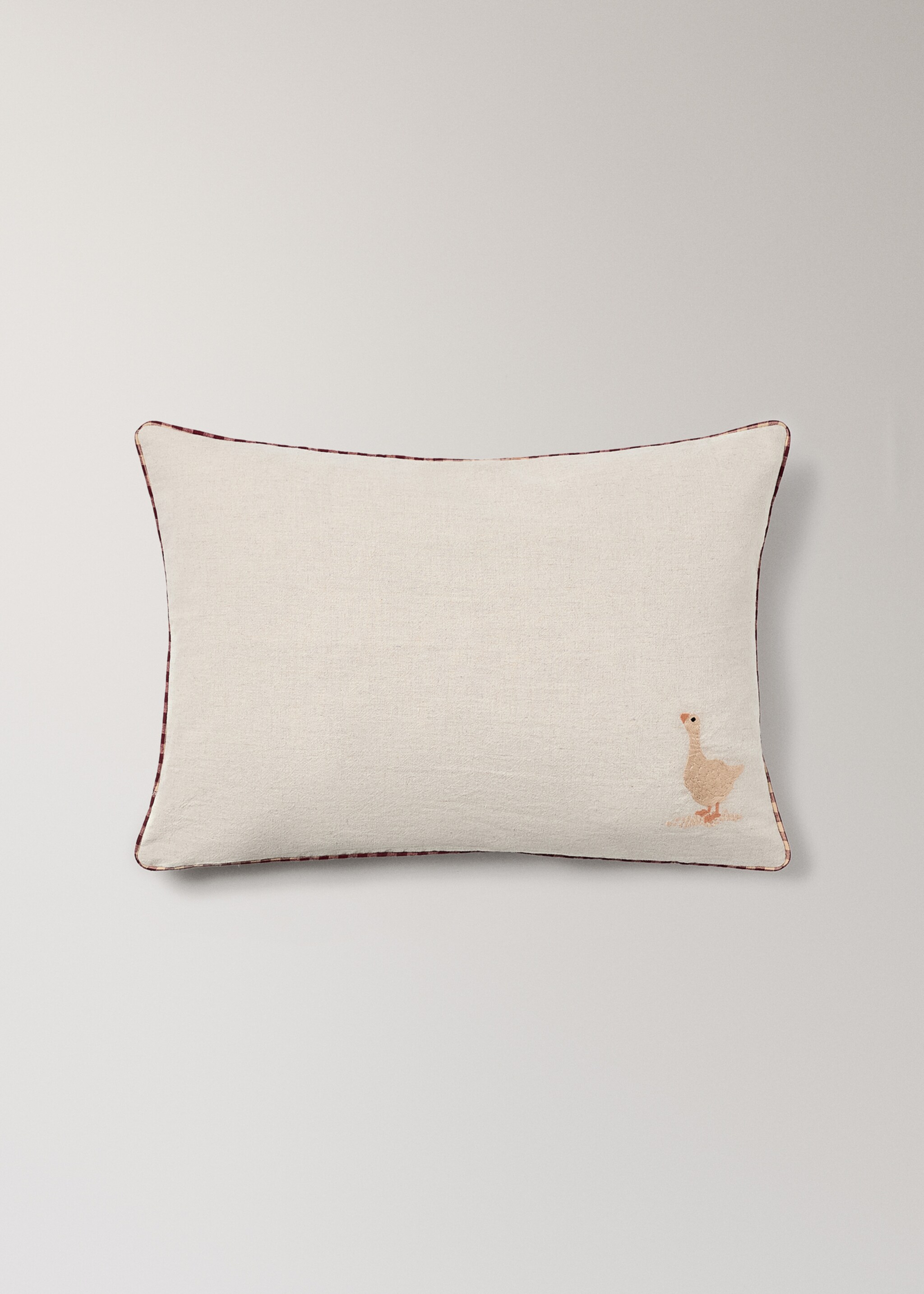 Reversible embroidered children's cushion cover 40x60cm - Article without model, Sand. Ref: 17037904-00.