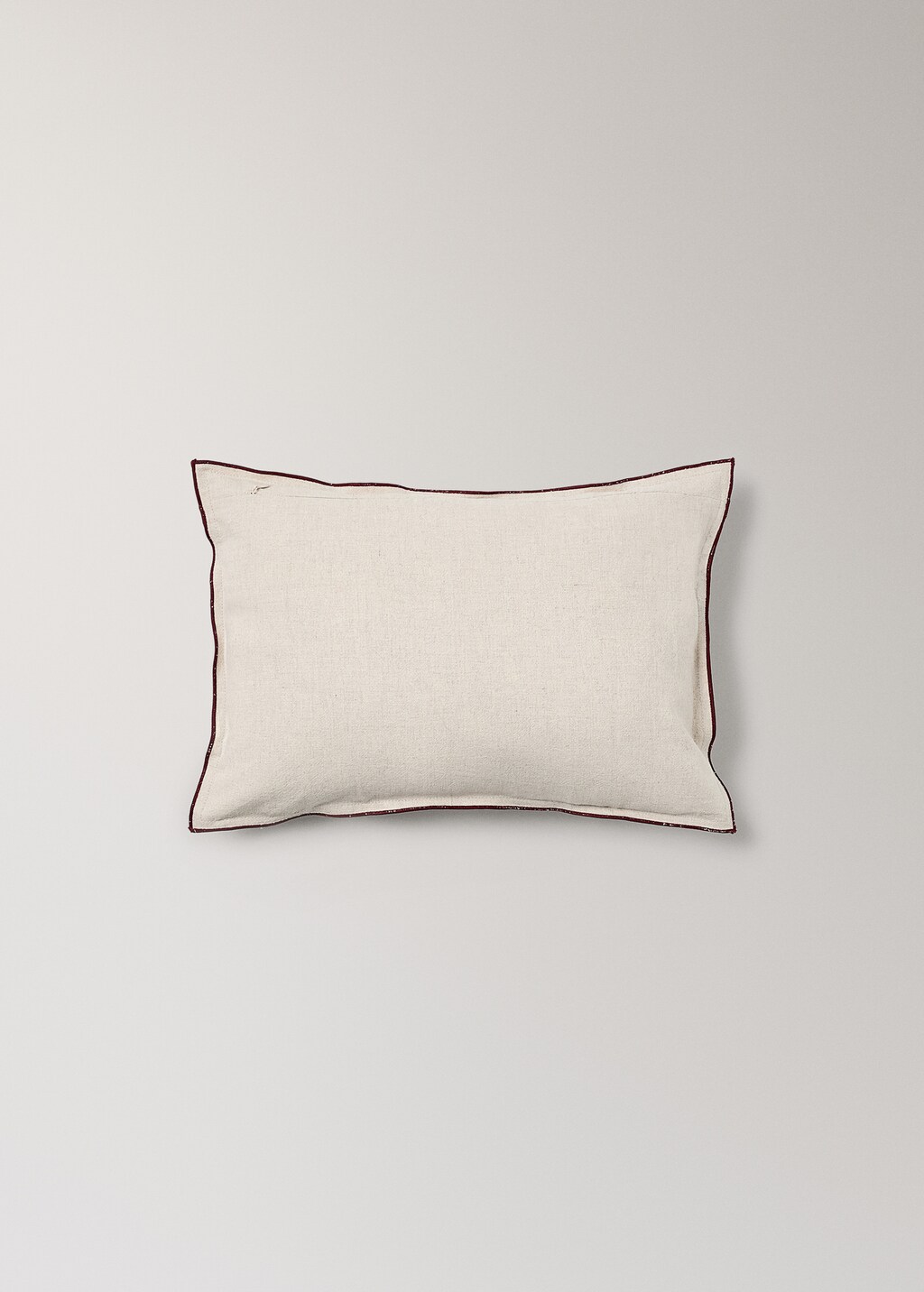 Children's cushion cover with overlock detail 30x40 cm