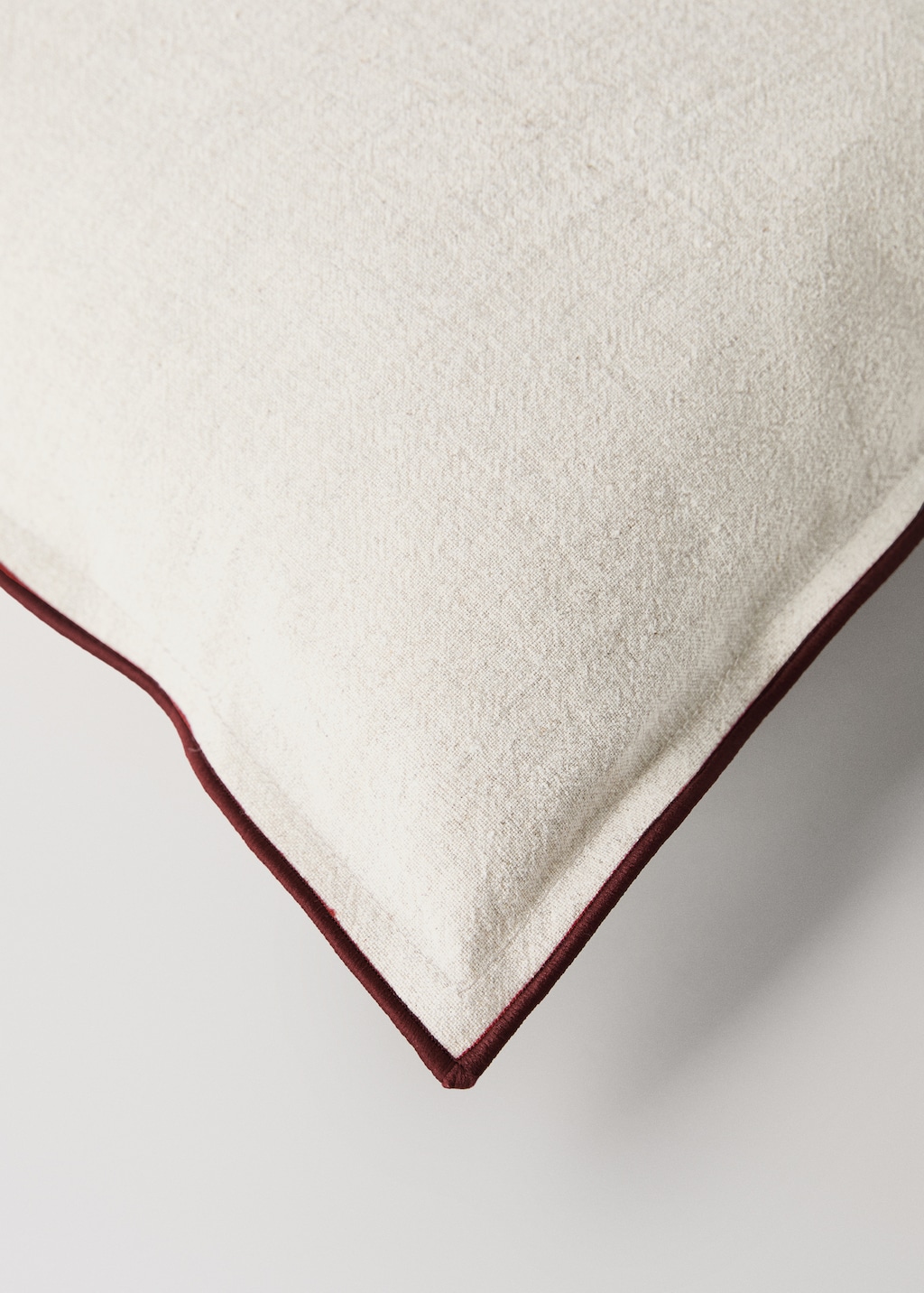 Children's cushion cover with overlock 40x40cm