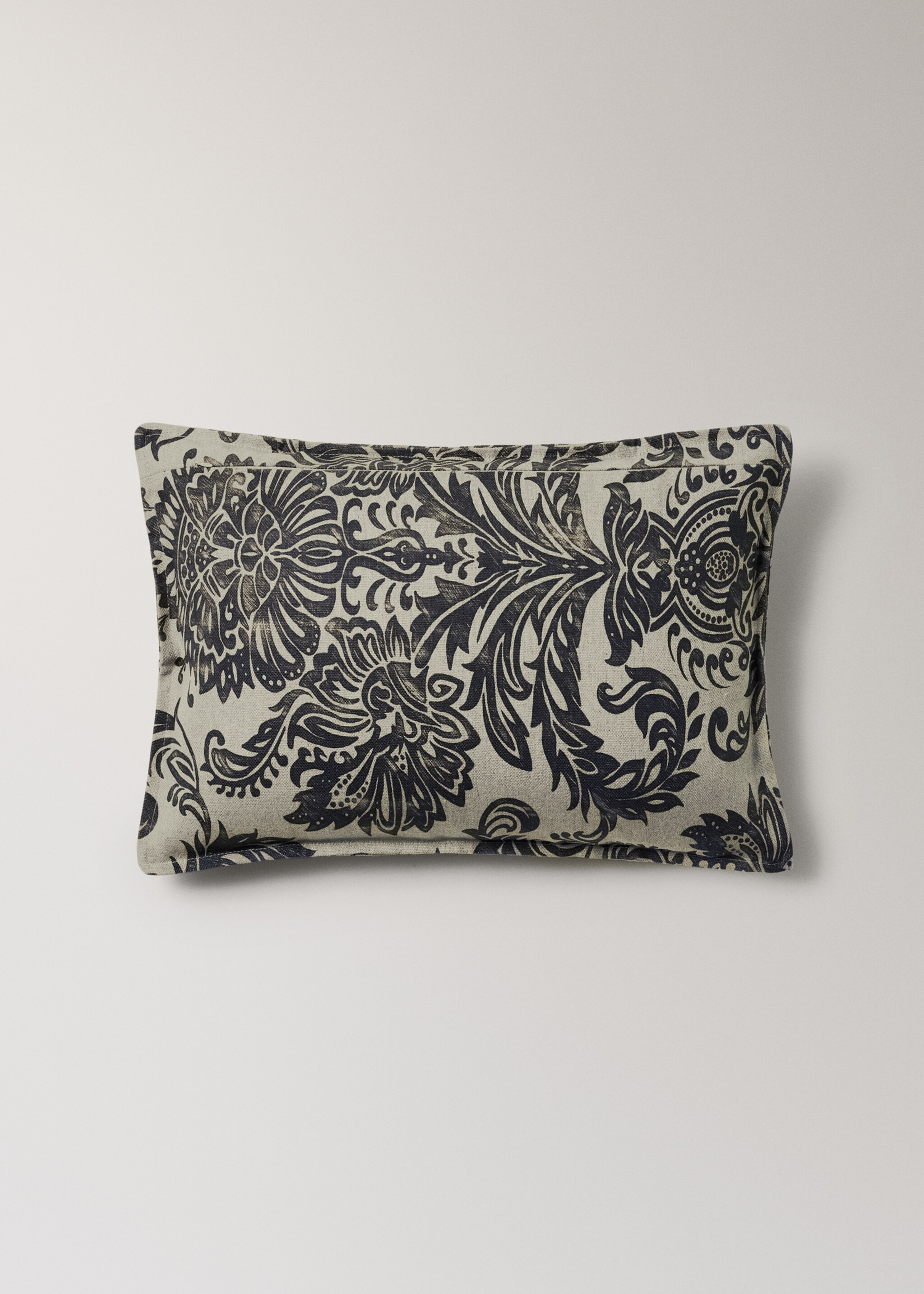 Damask-print cushion cover 40x60cm - Details of the article 1, Grey. Ref: 17037907-00.