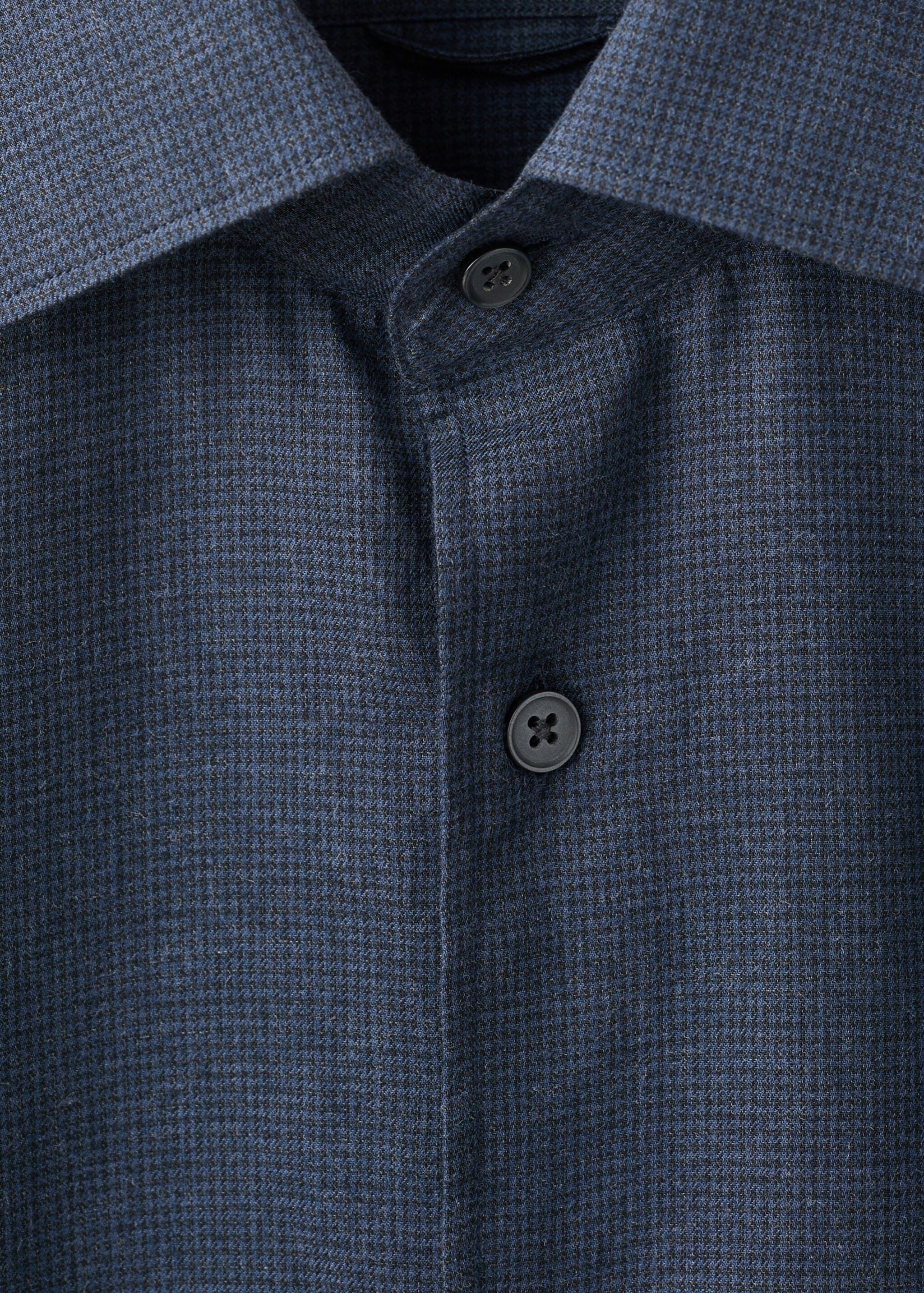 Regular-fit cotton shirt - Details of the article 8, Navy. Ref: 17037908-00.