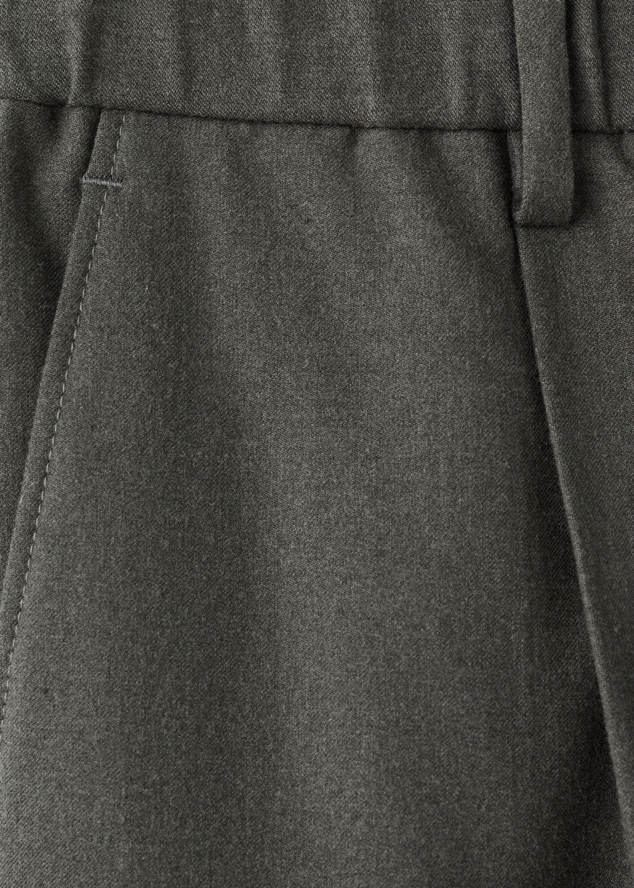 Trousers stone - Details of the article 0, Medium Brown. Ref: 17037913-00.